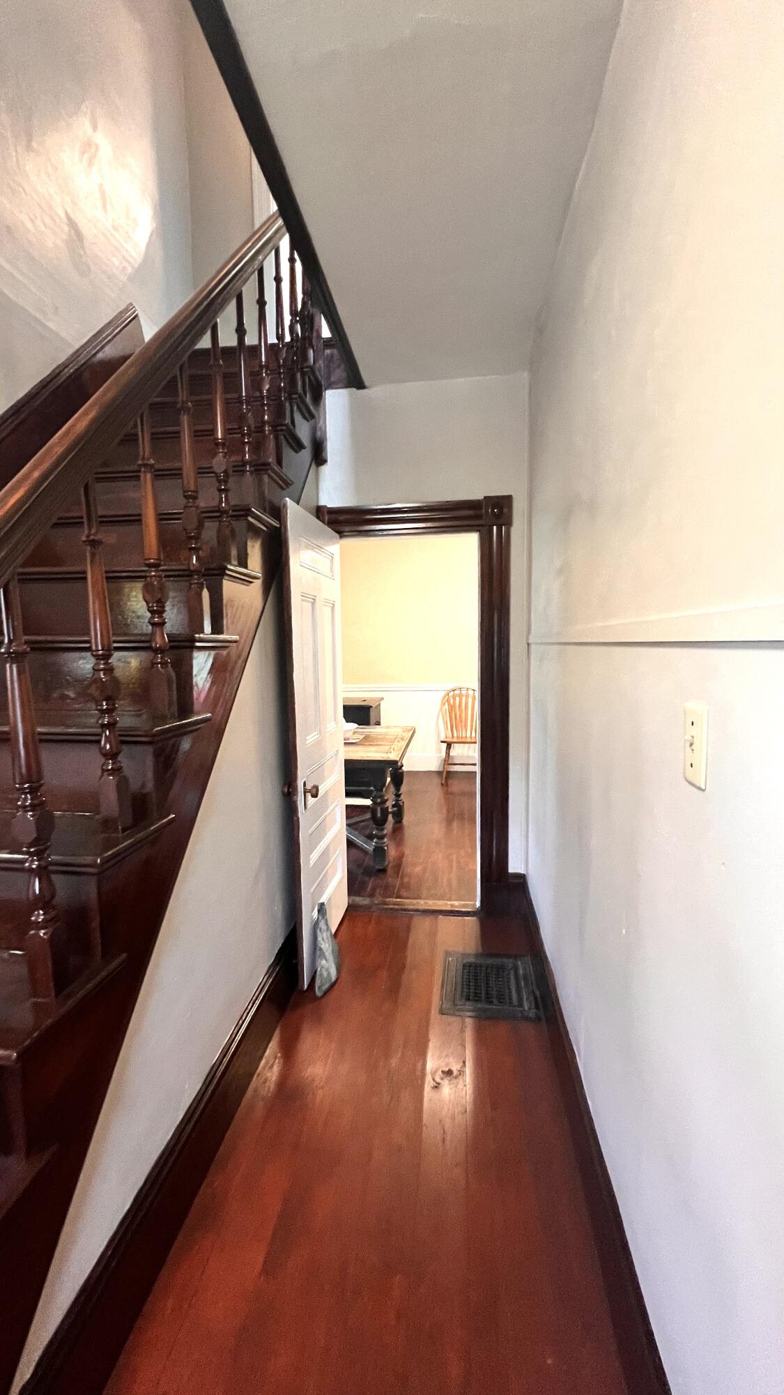9 Pleasant Street