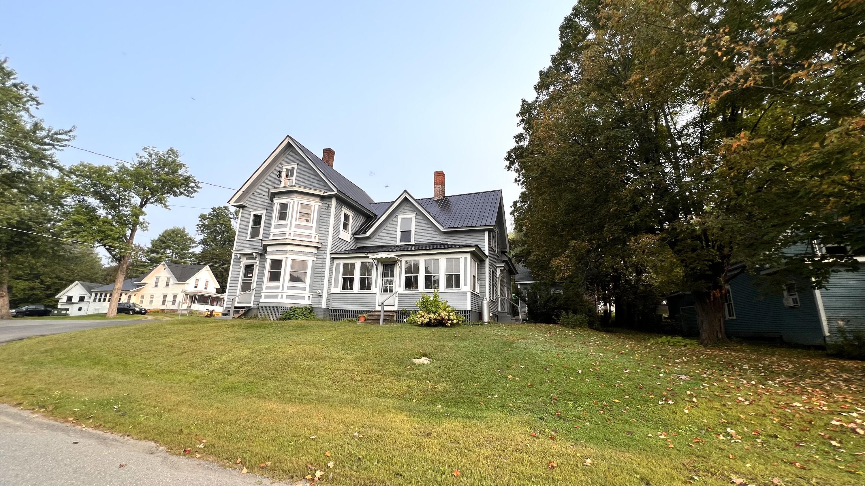 9 Pleasant Street