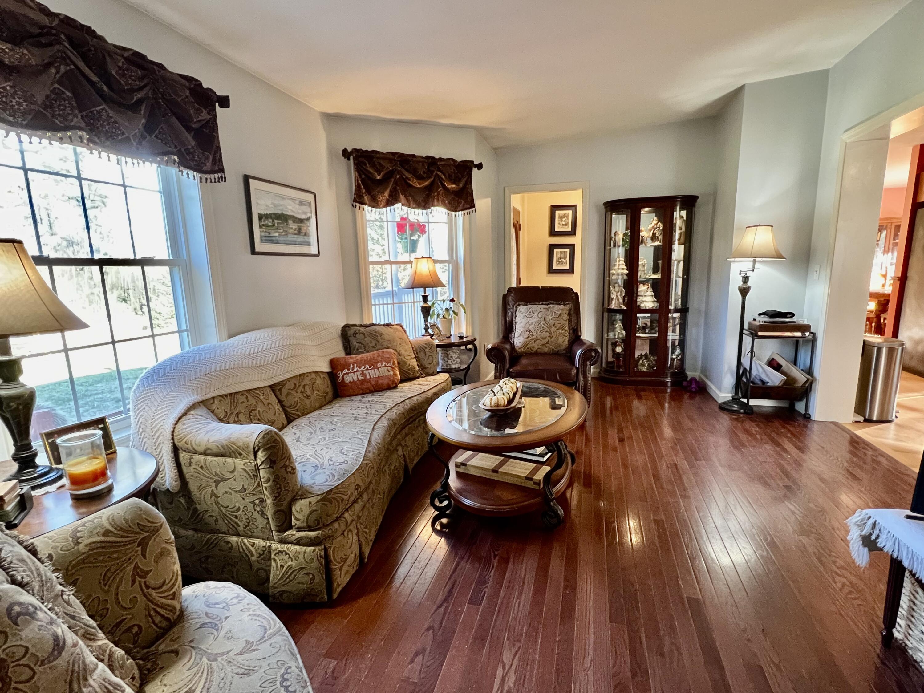 25 Kennel Brook Drive