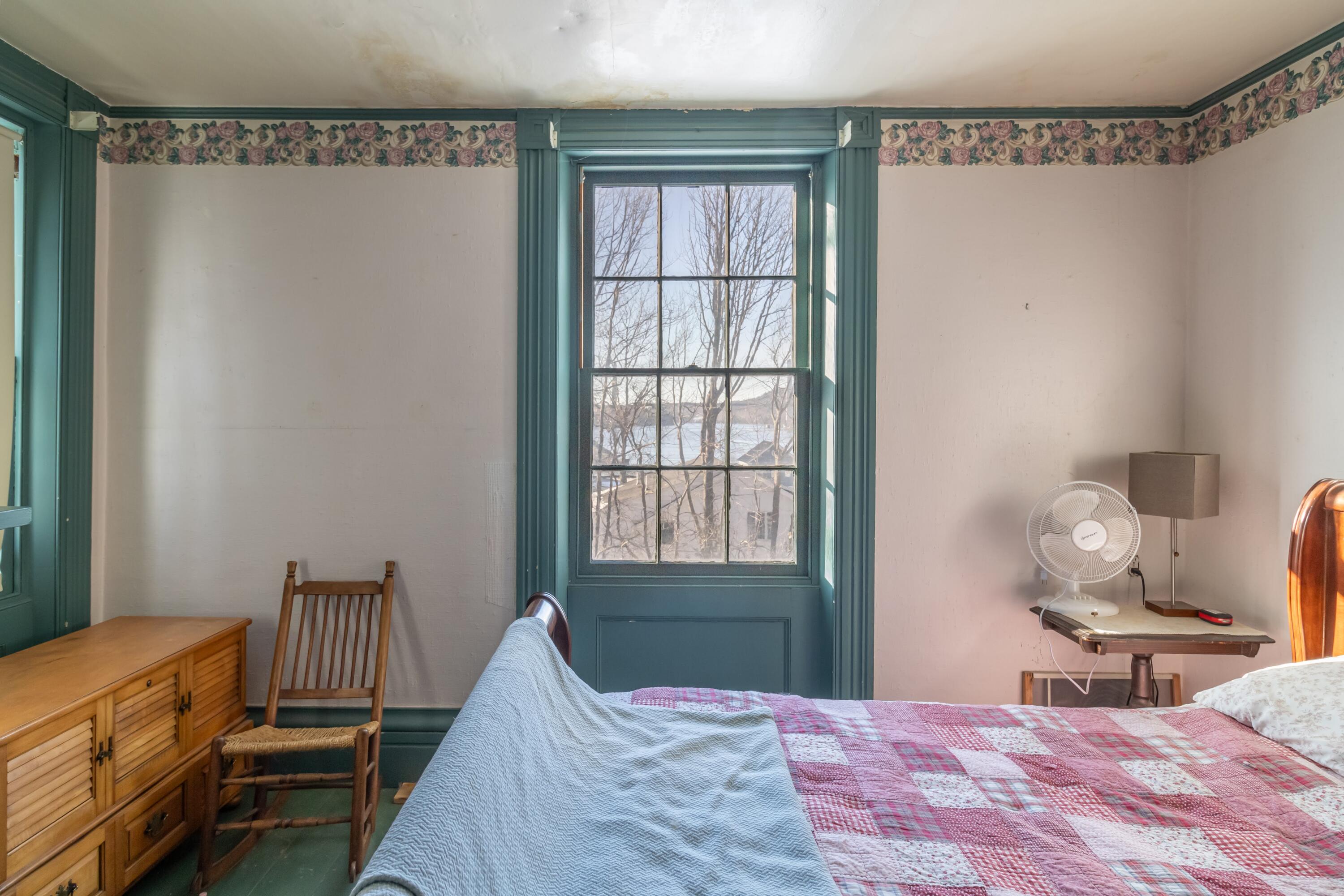 19 Elm Street