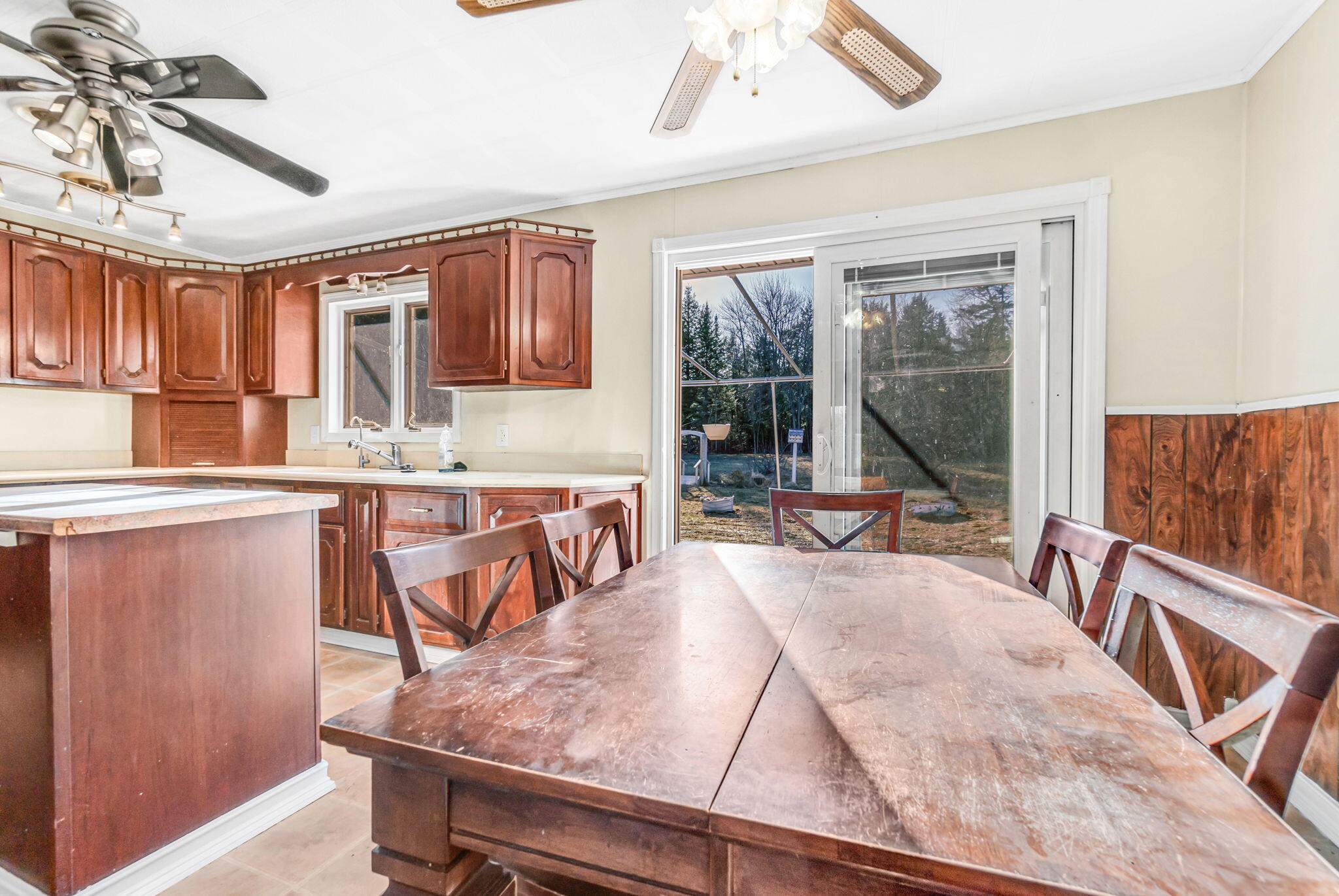 1194 Woodville Road