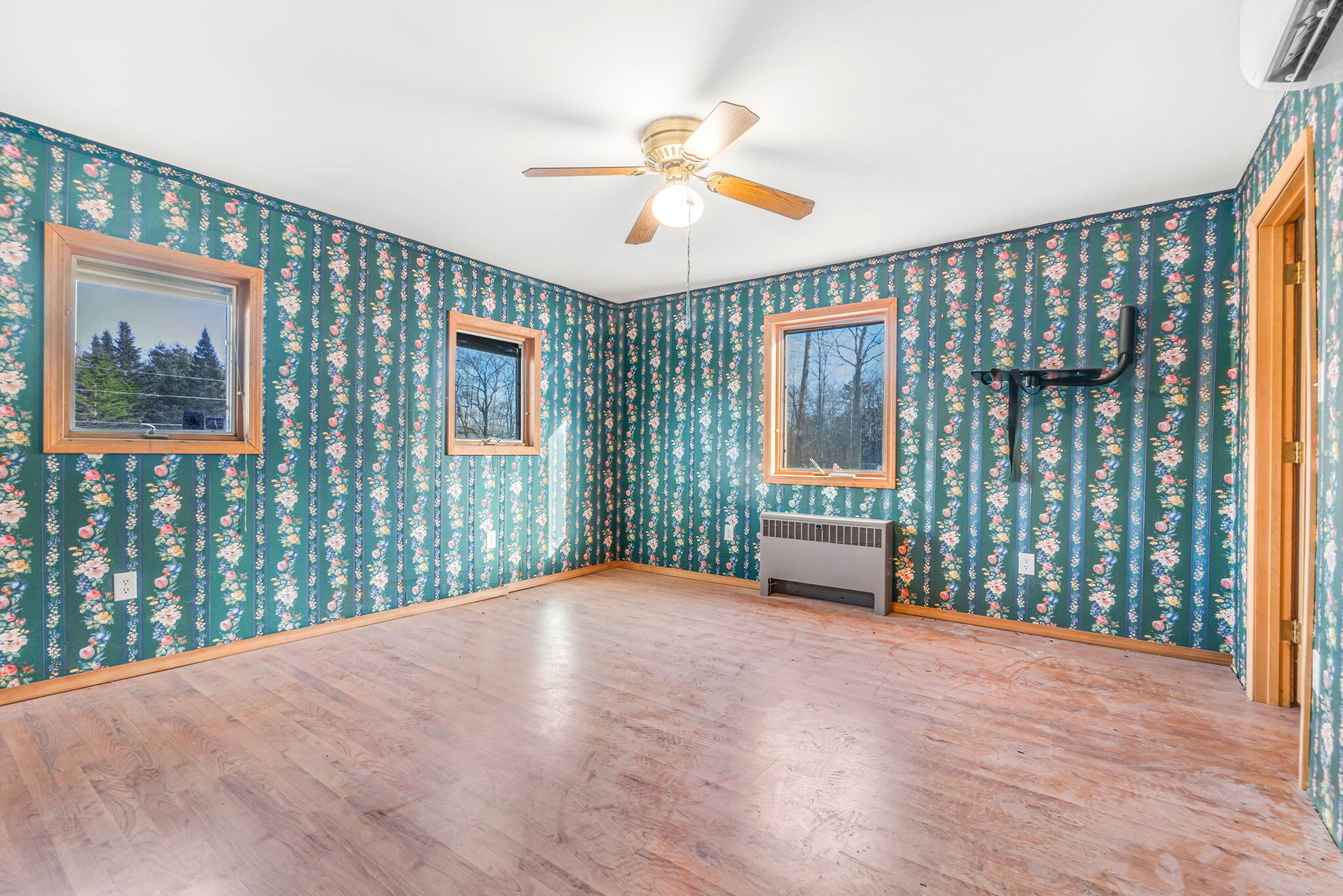 1194 Woodville Road