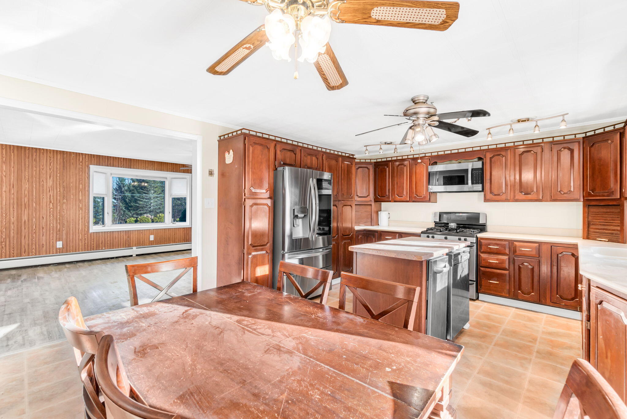 1194 Woodville Road