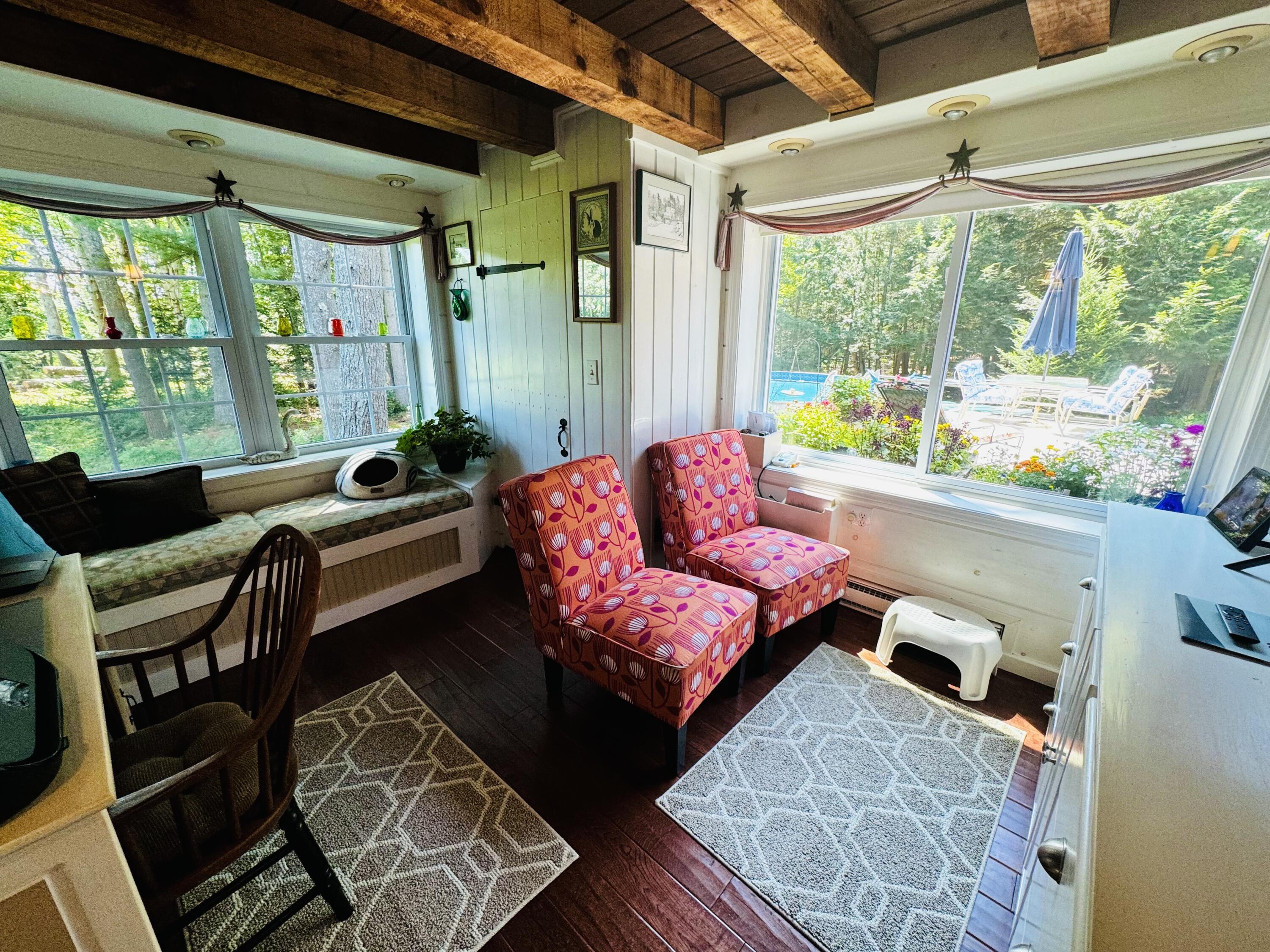 437 Hussey Hill Road