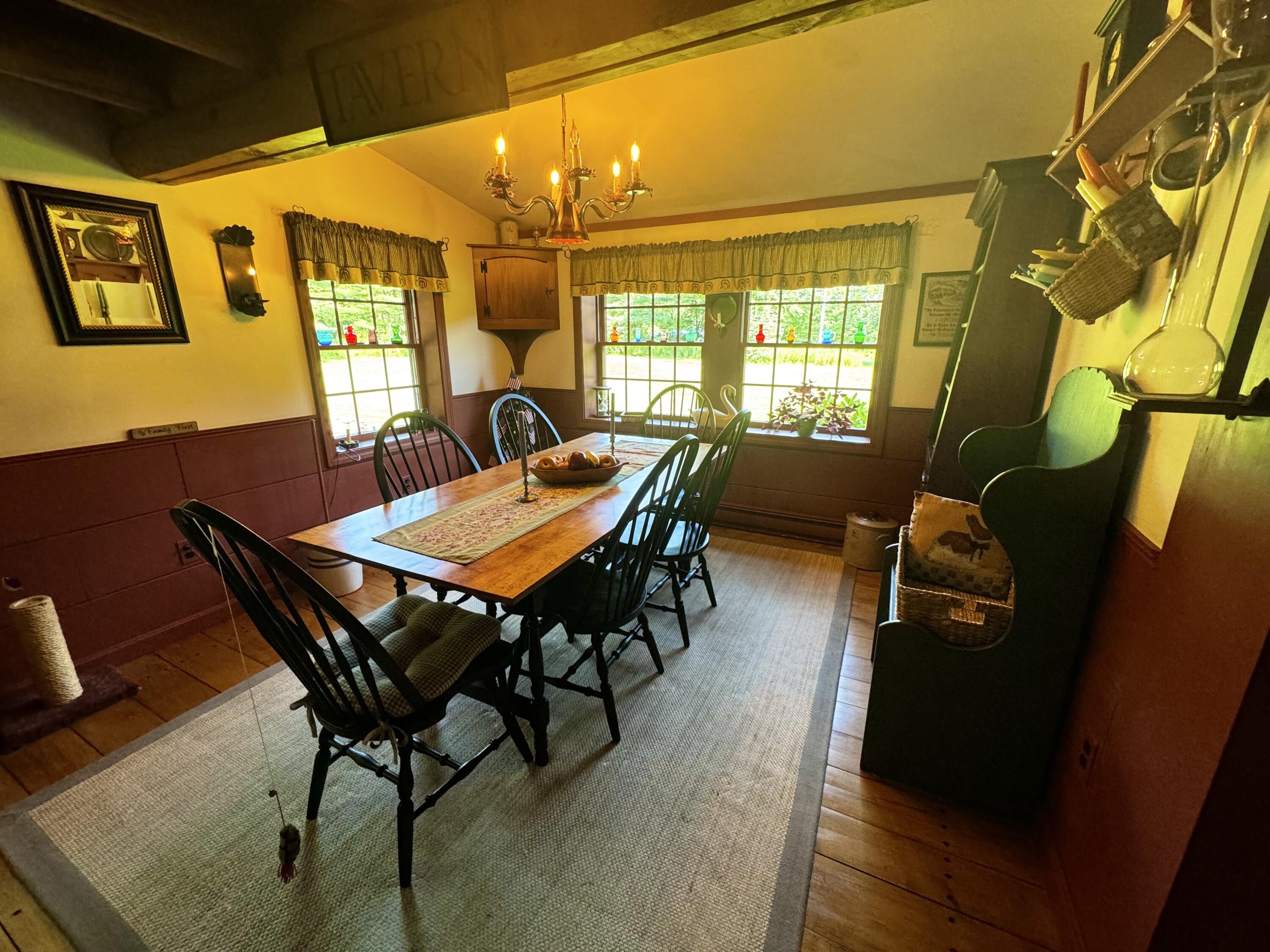 437 Hussey Hill Road