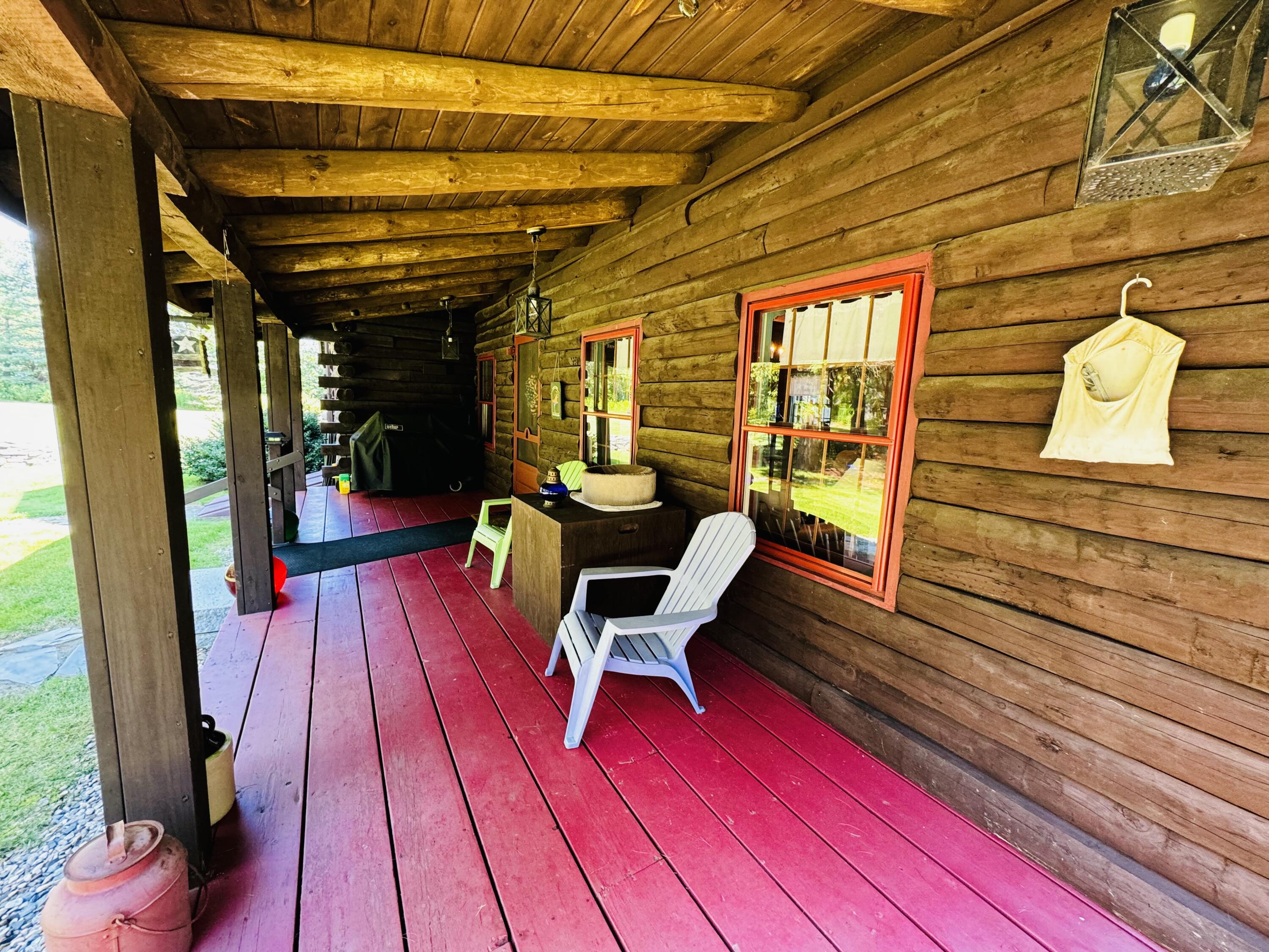 437 Hussey Hill Road