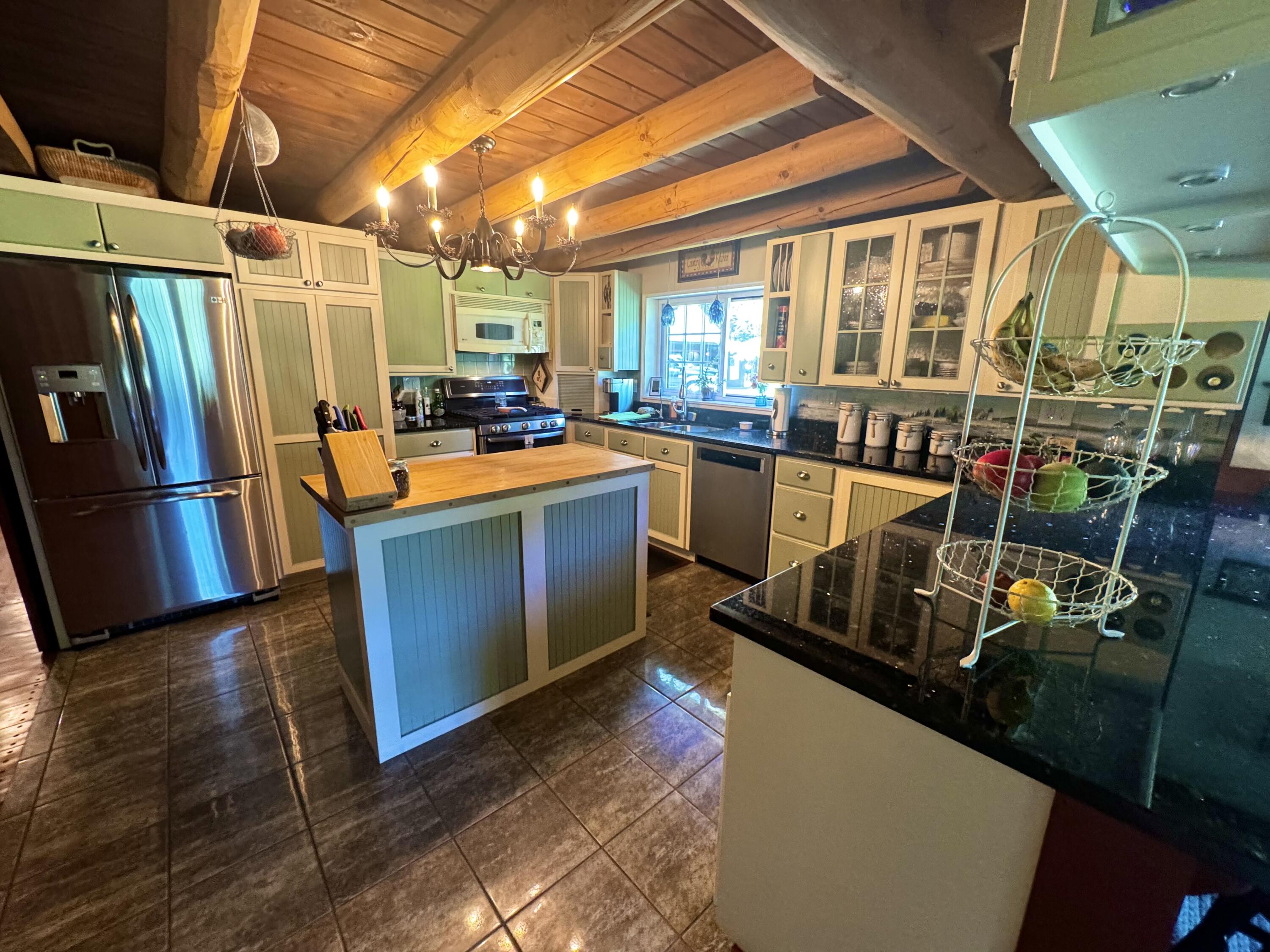 437 Hussey Hill Road