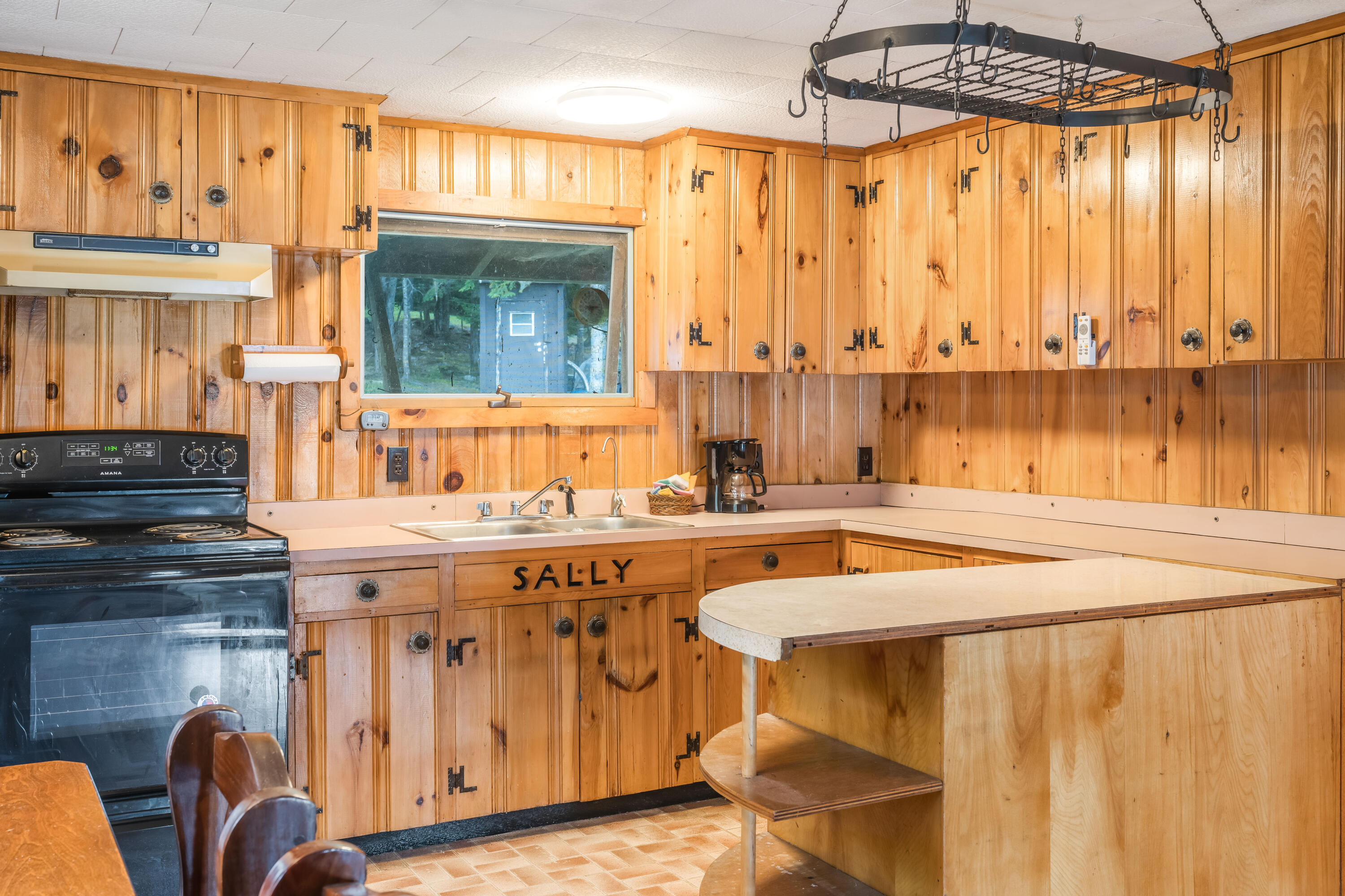 12 Caribou Narrows Road