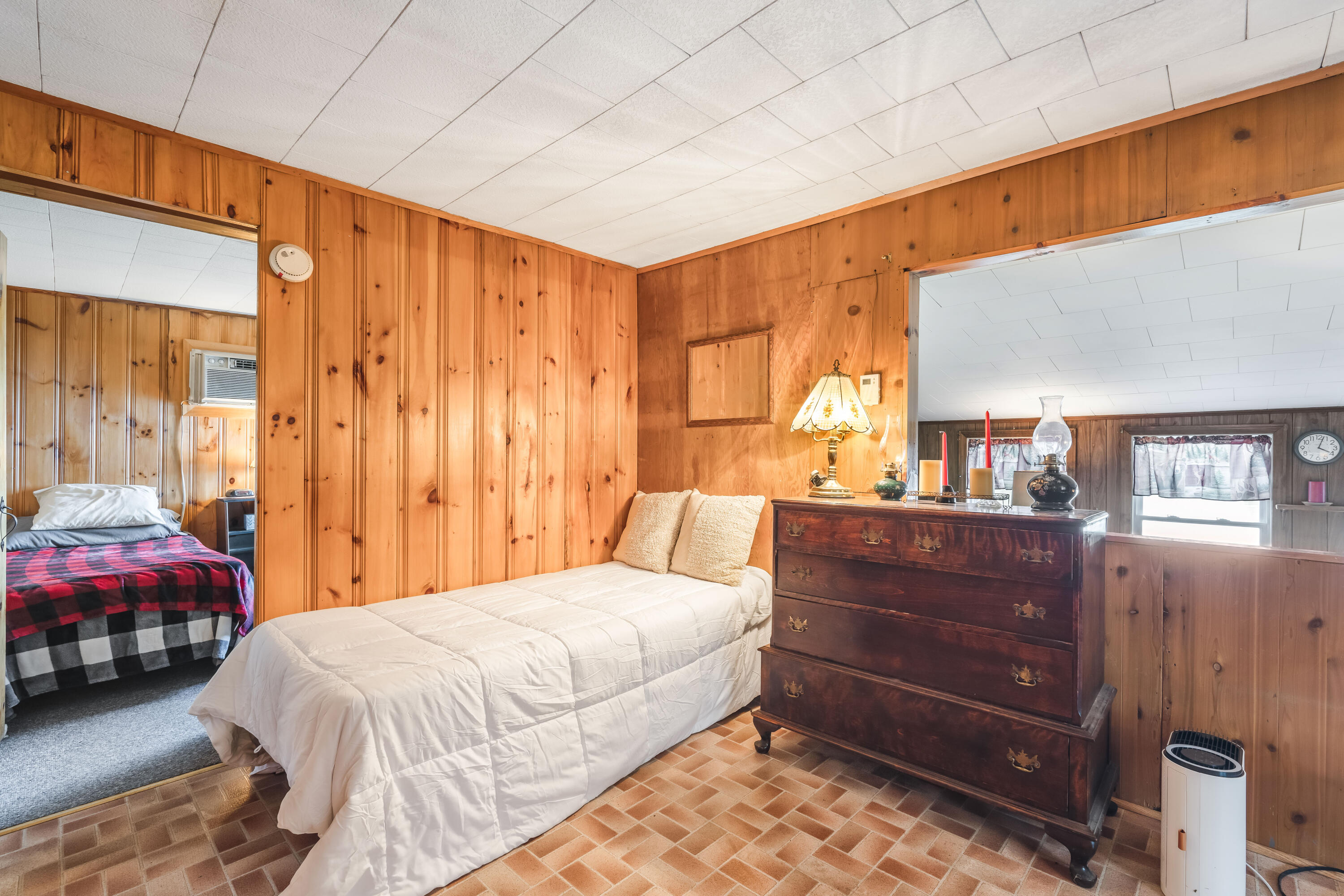 12 Caribou Narrows Road