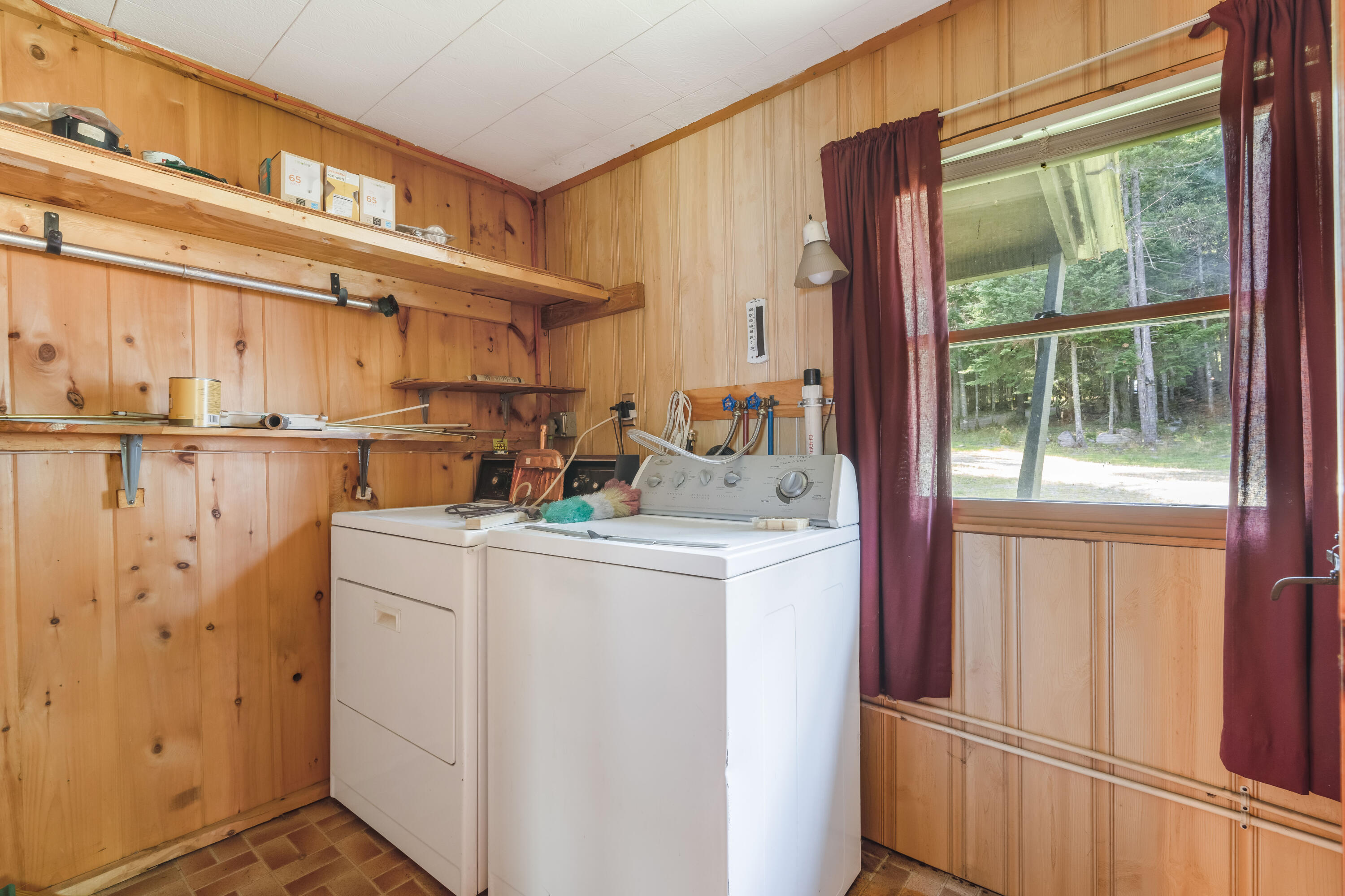 12 Caribou Narrows Road