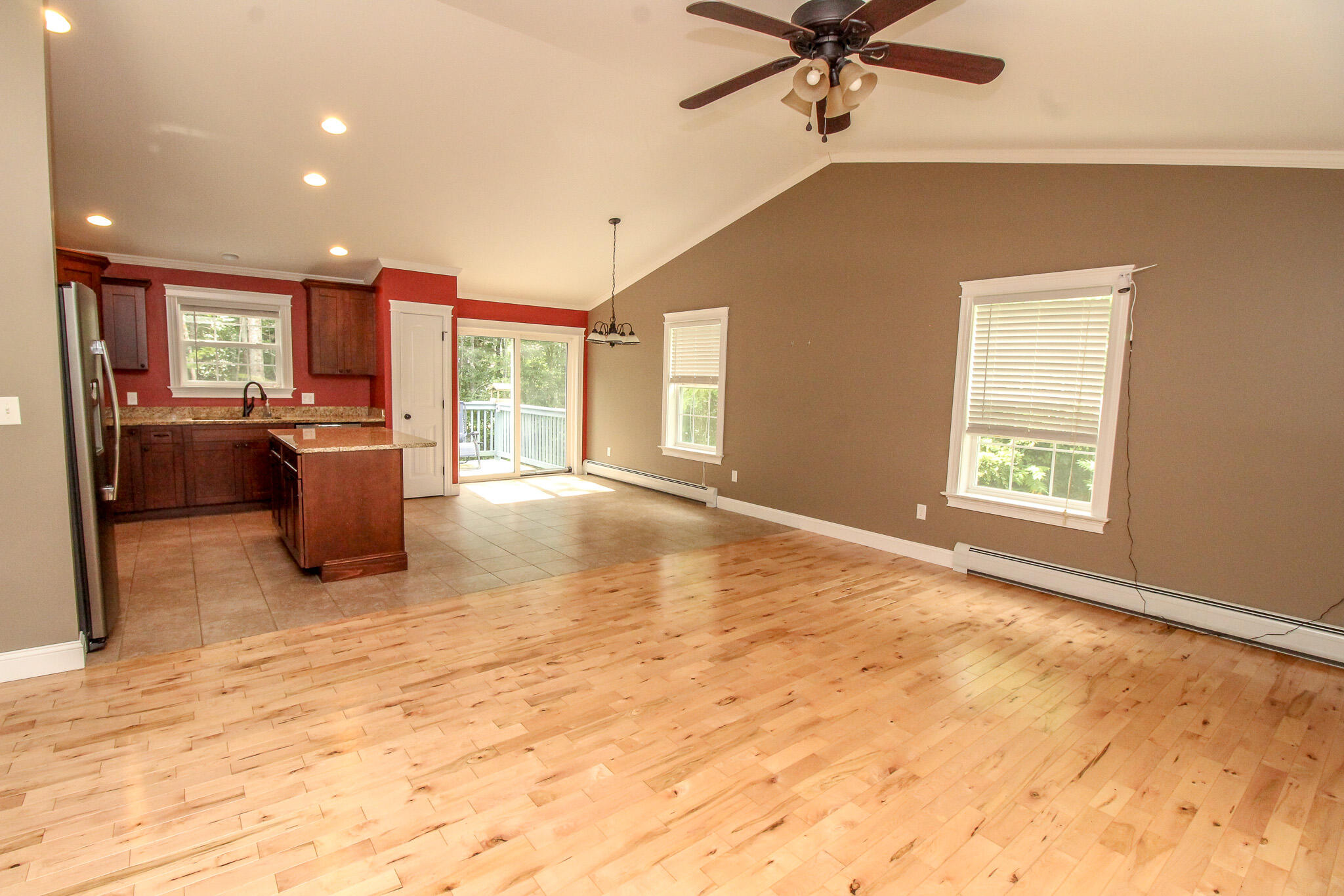 16 Sunrise Lane