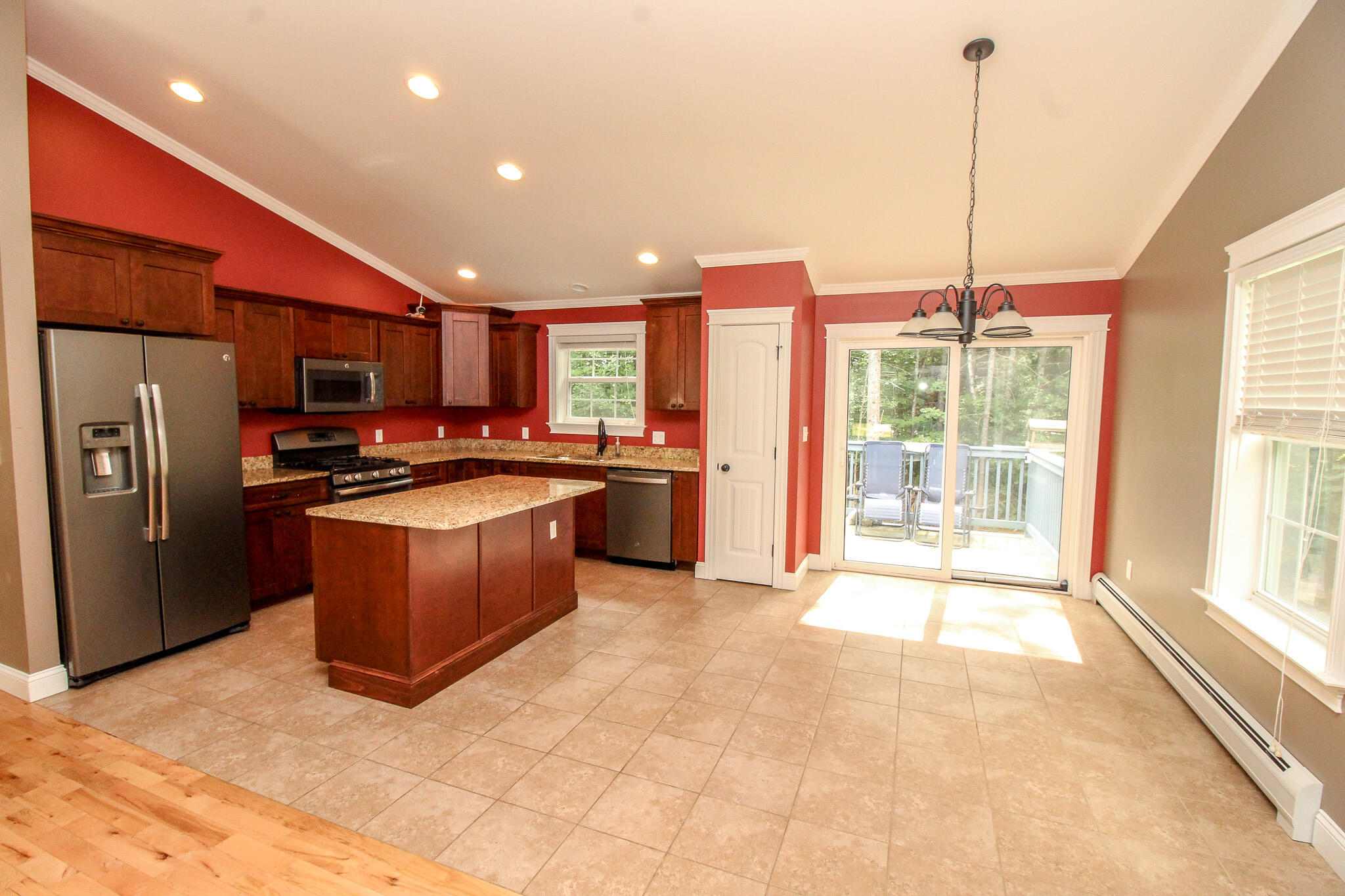 16 Sunrise Lane