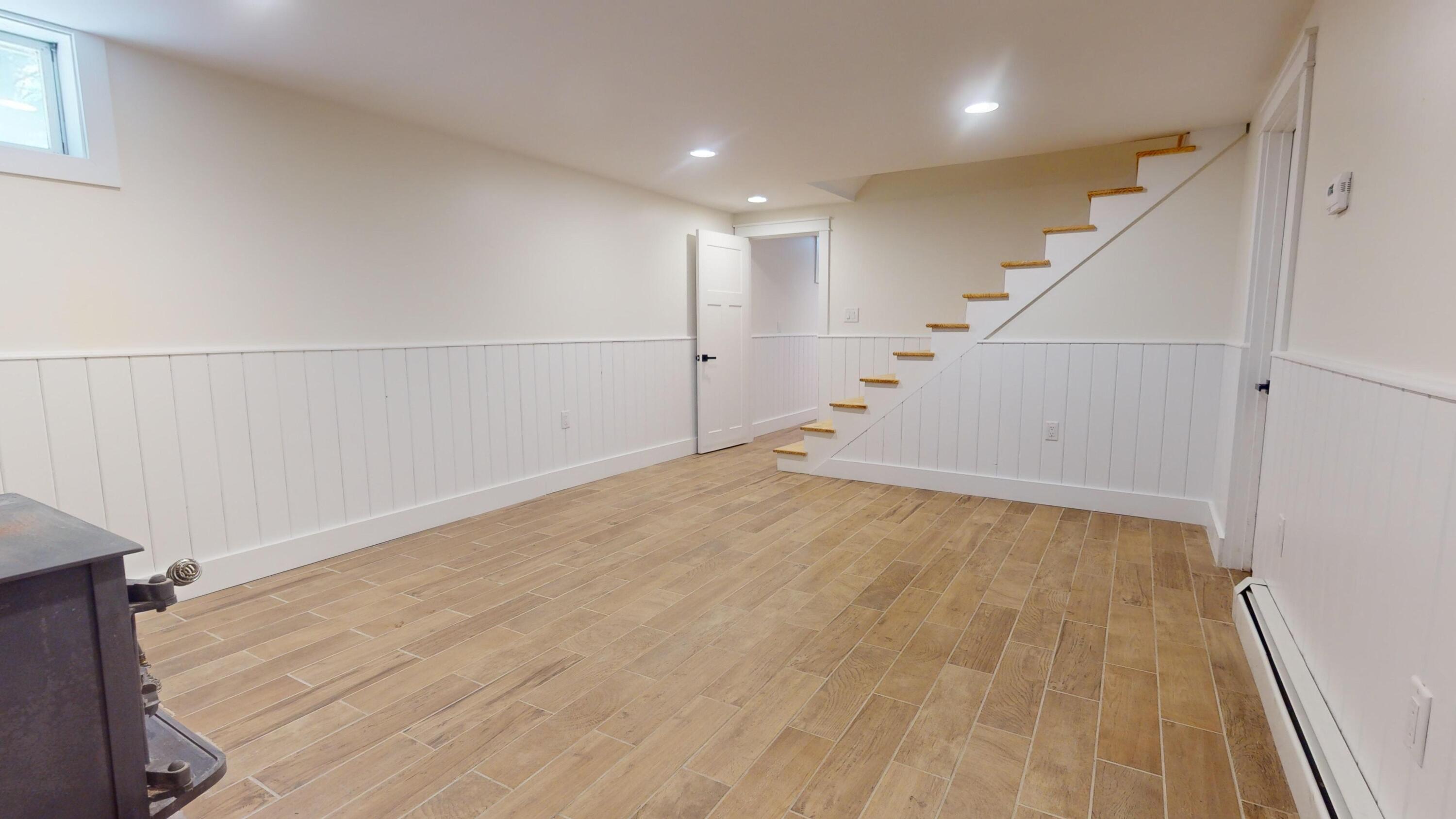 98 Meadow Road