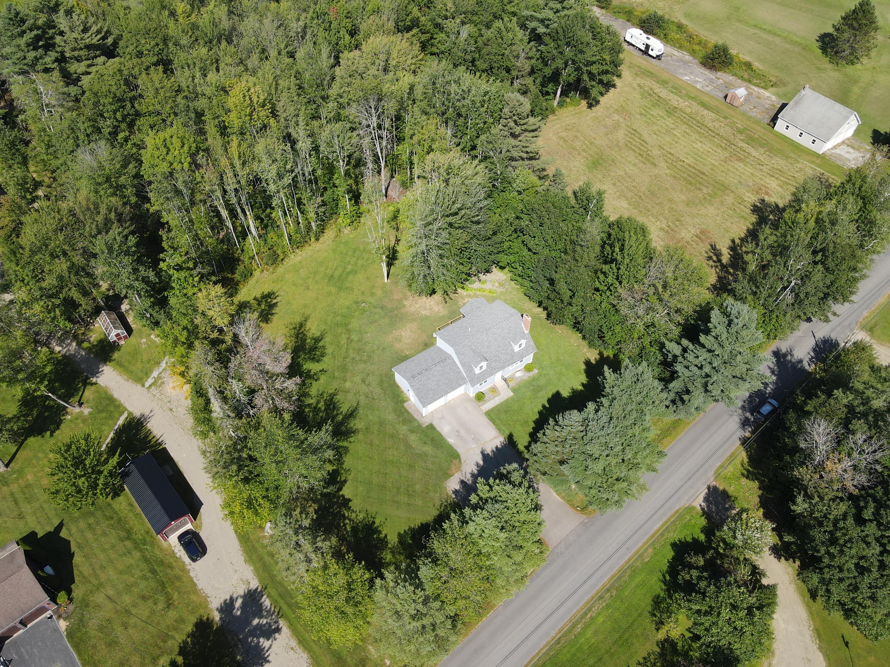 98 Meadow Road