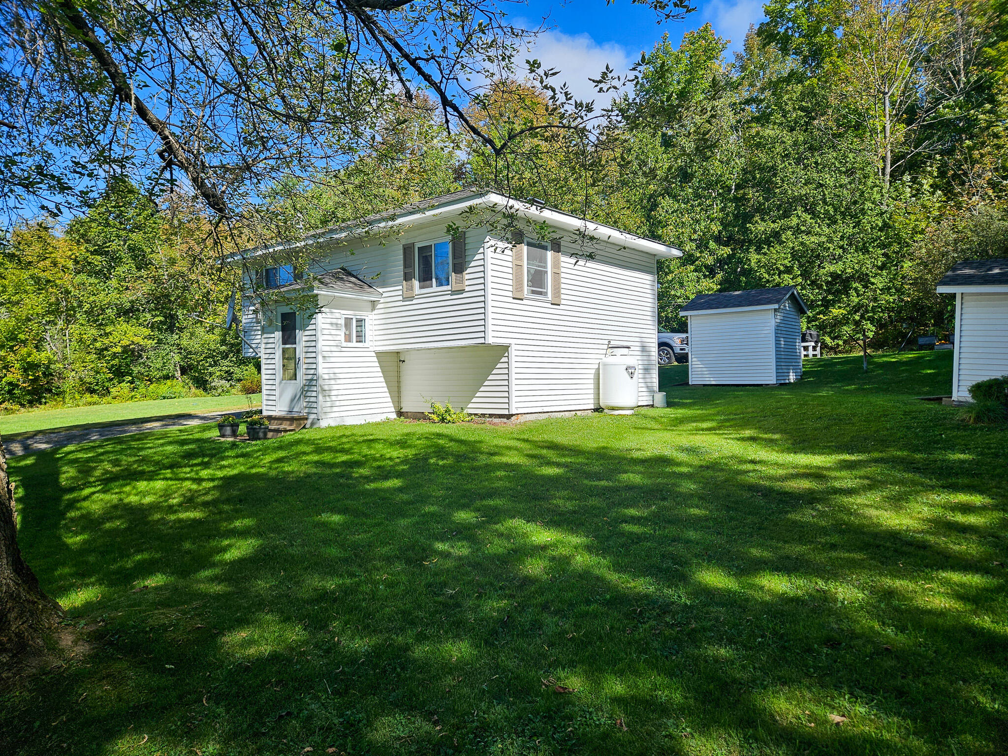 899 Medway Road