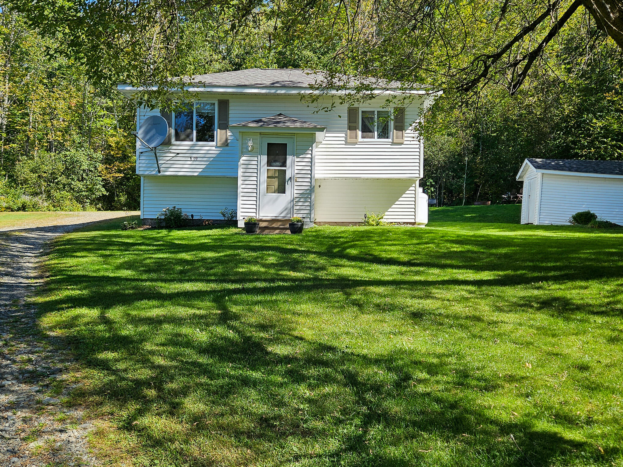 899 Medway Road