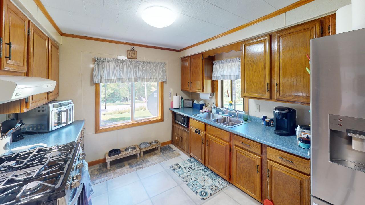 899 Medway Road