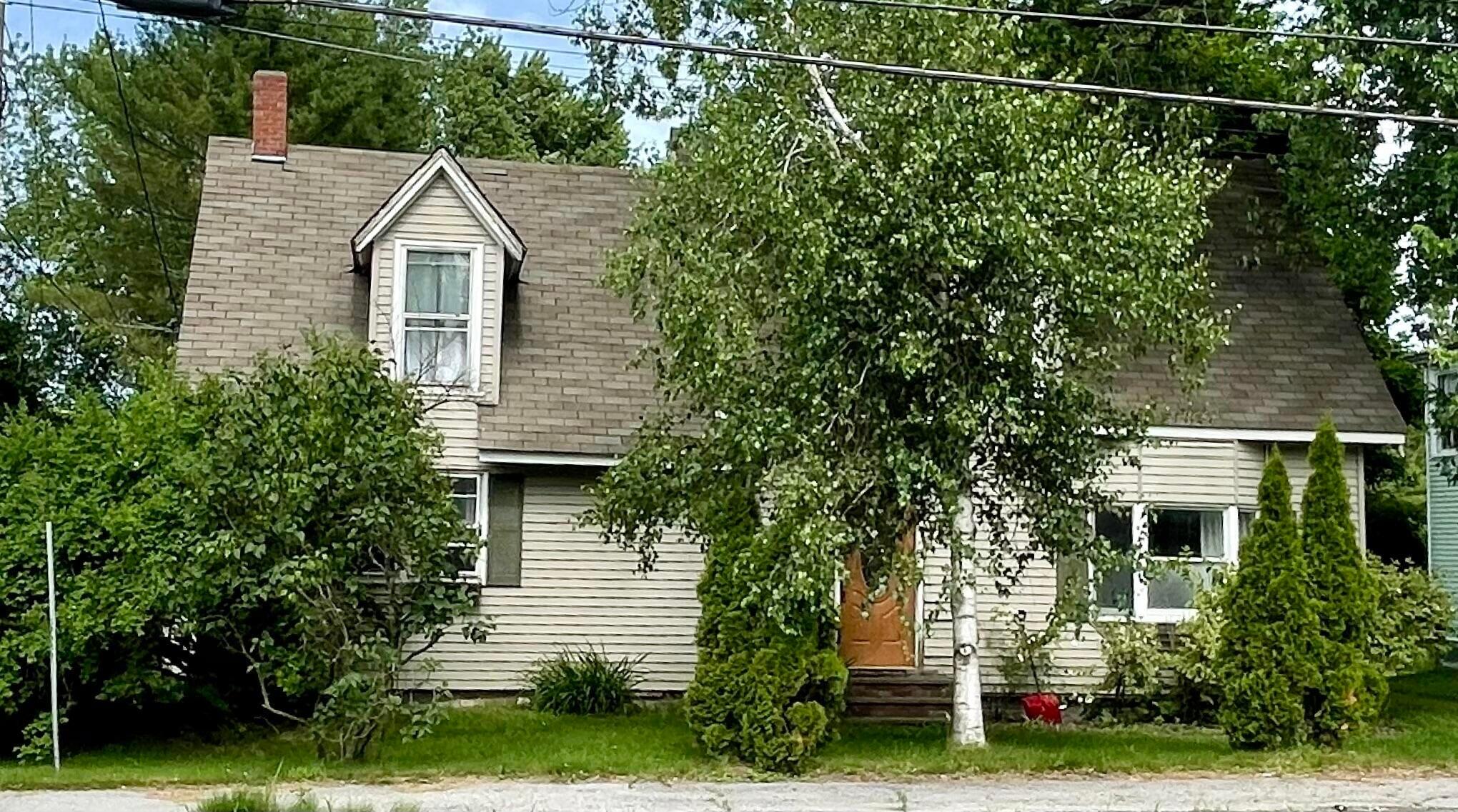 642 Main Street
