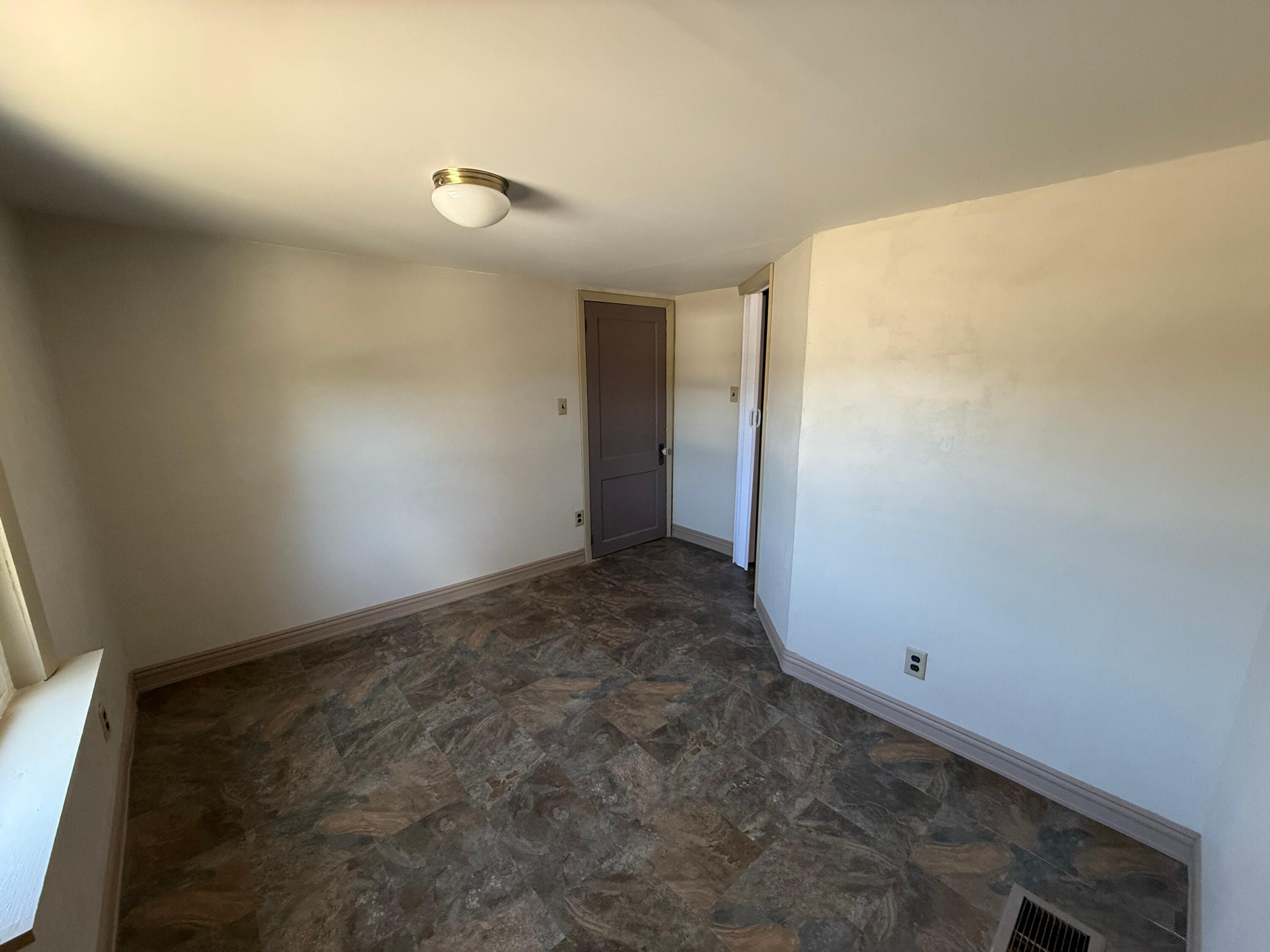 633 Norway Road
