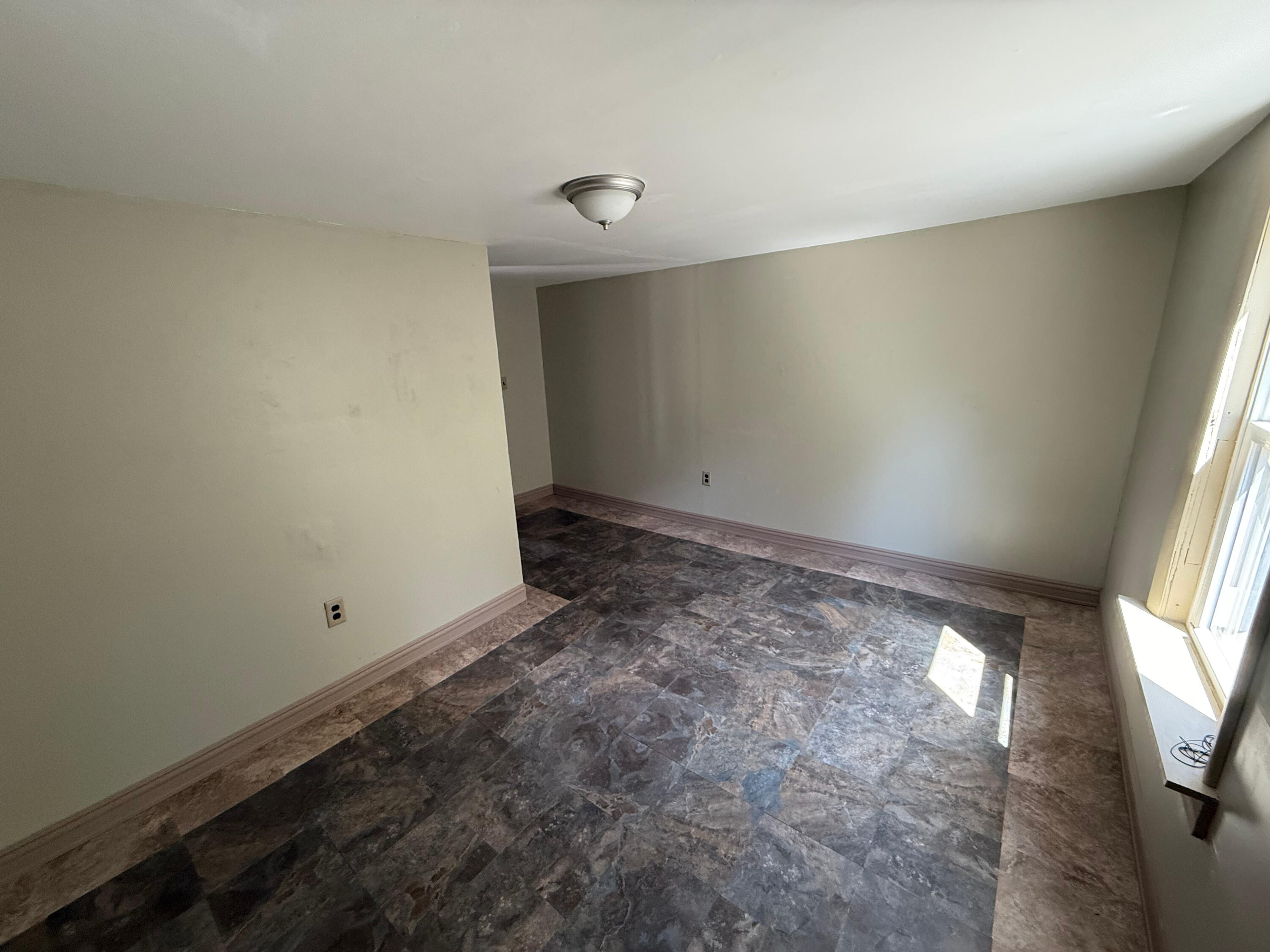 633 Norway Road