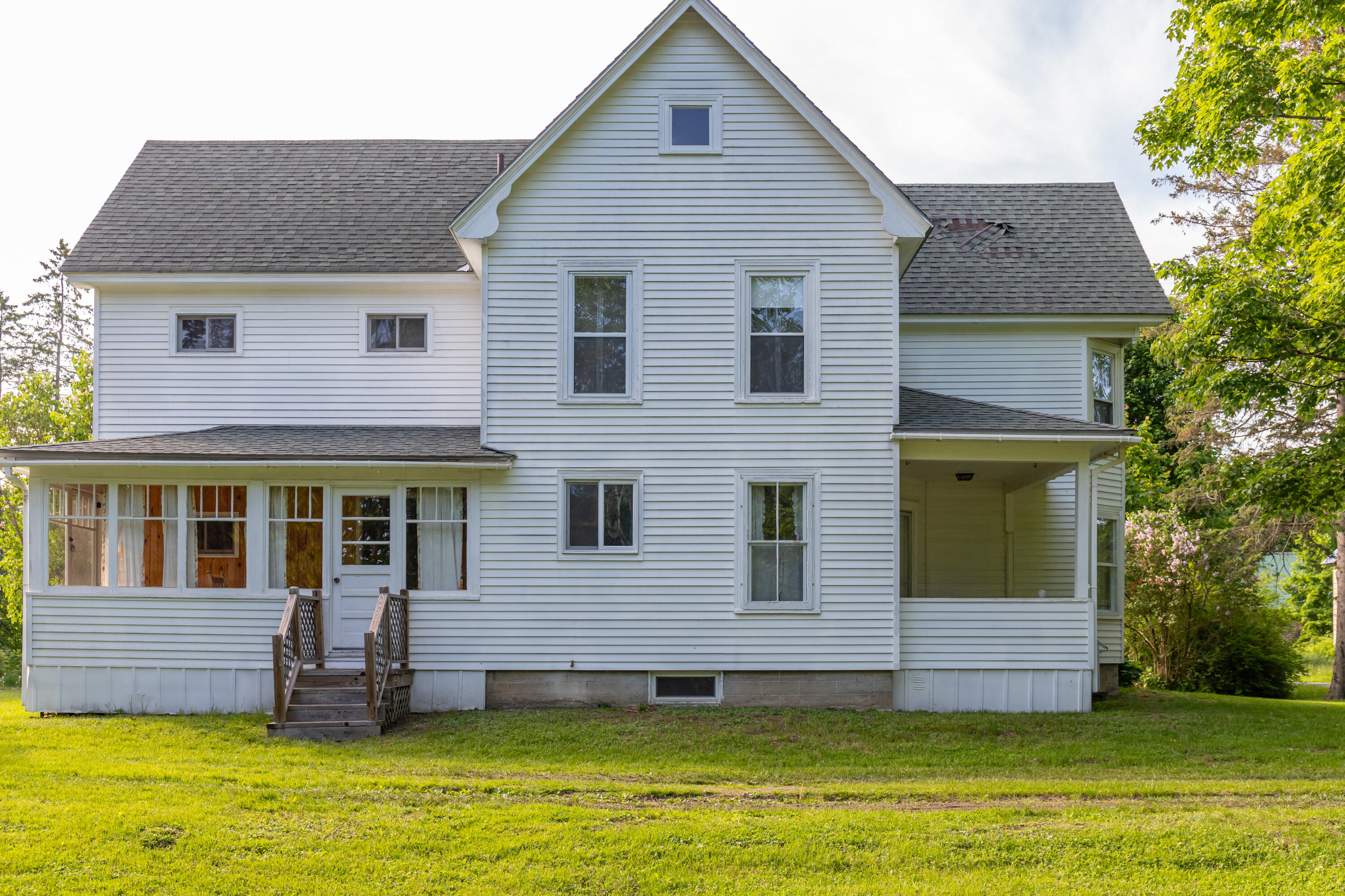 10 Joslyn Street
