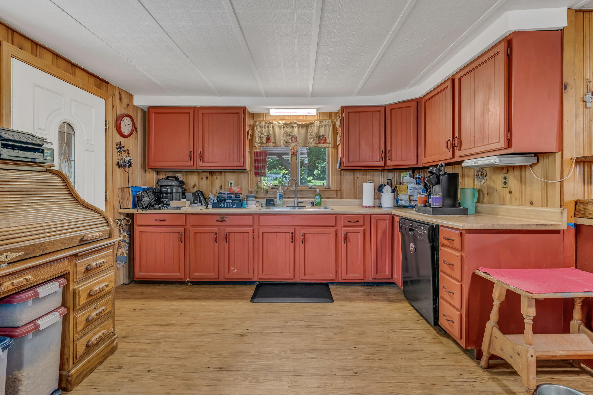 546 Webber Pond Road