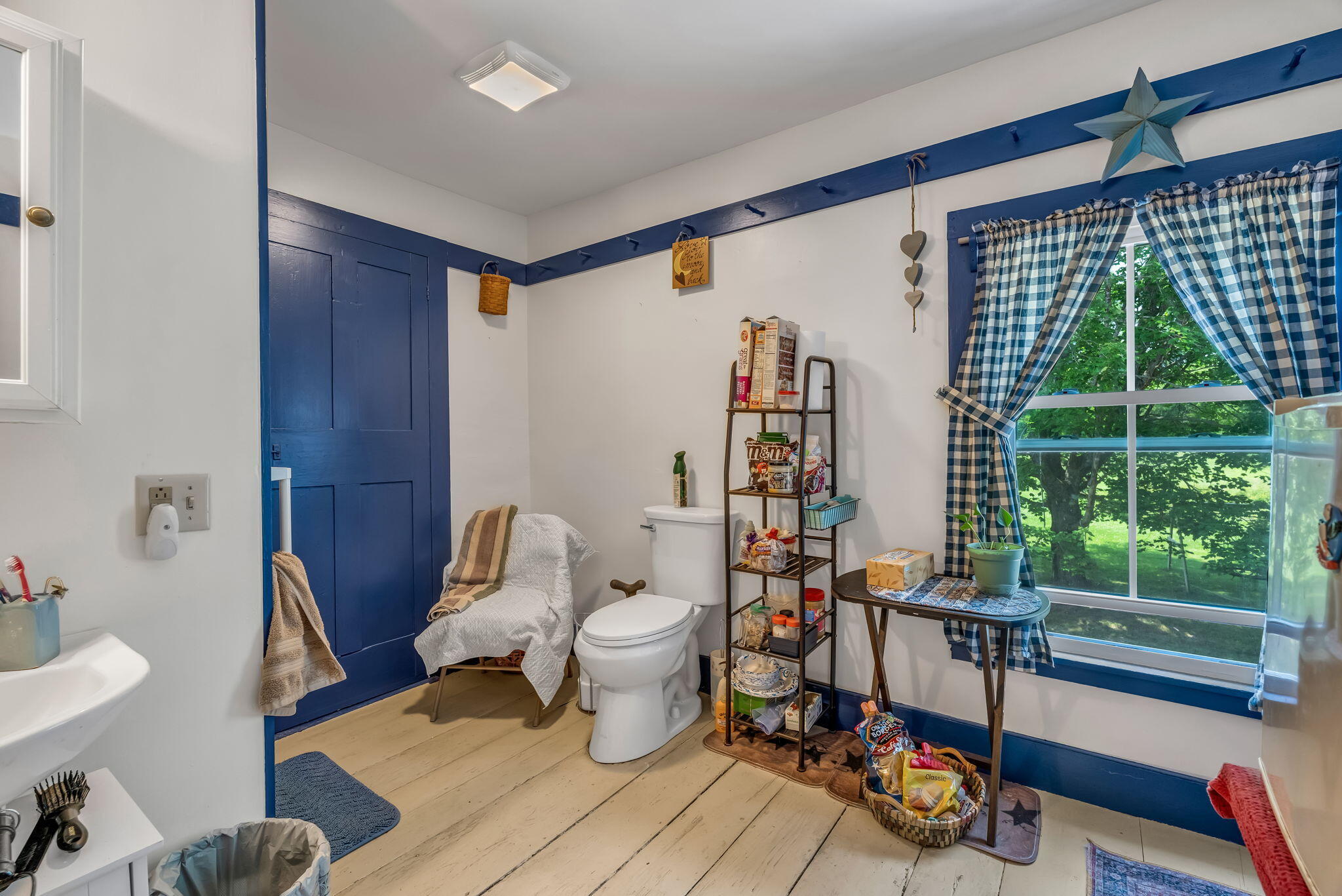546 Webber Pond Road