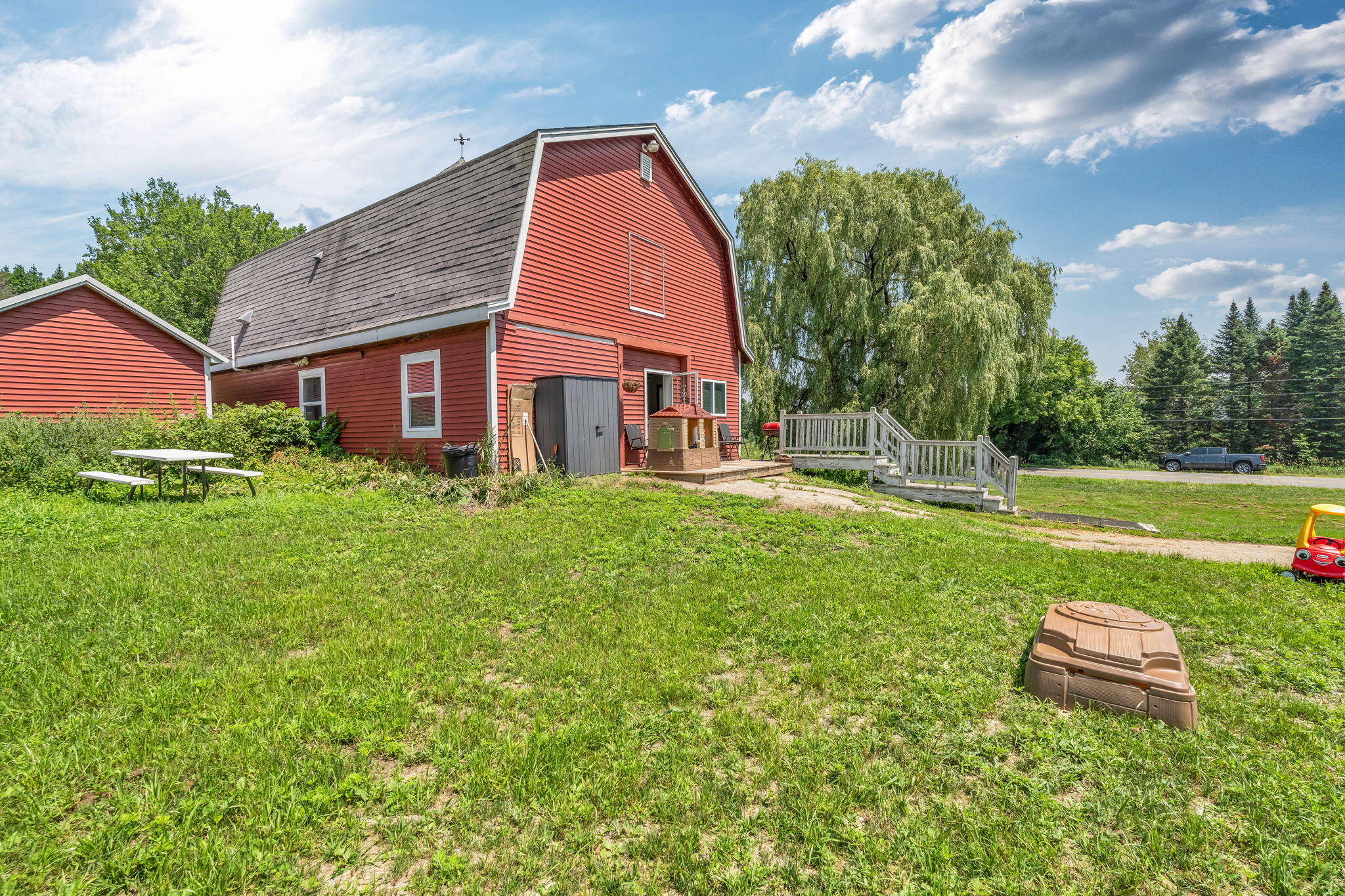 546 Webber Pond Road