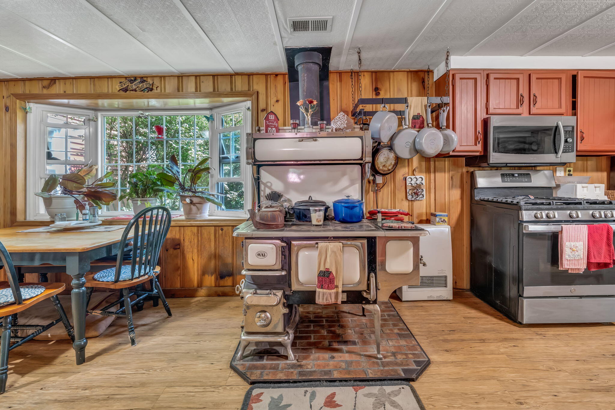 546 Webber Pond Road