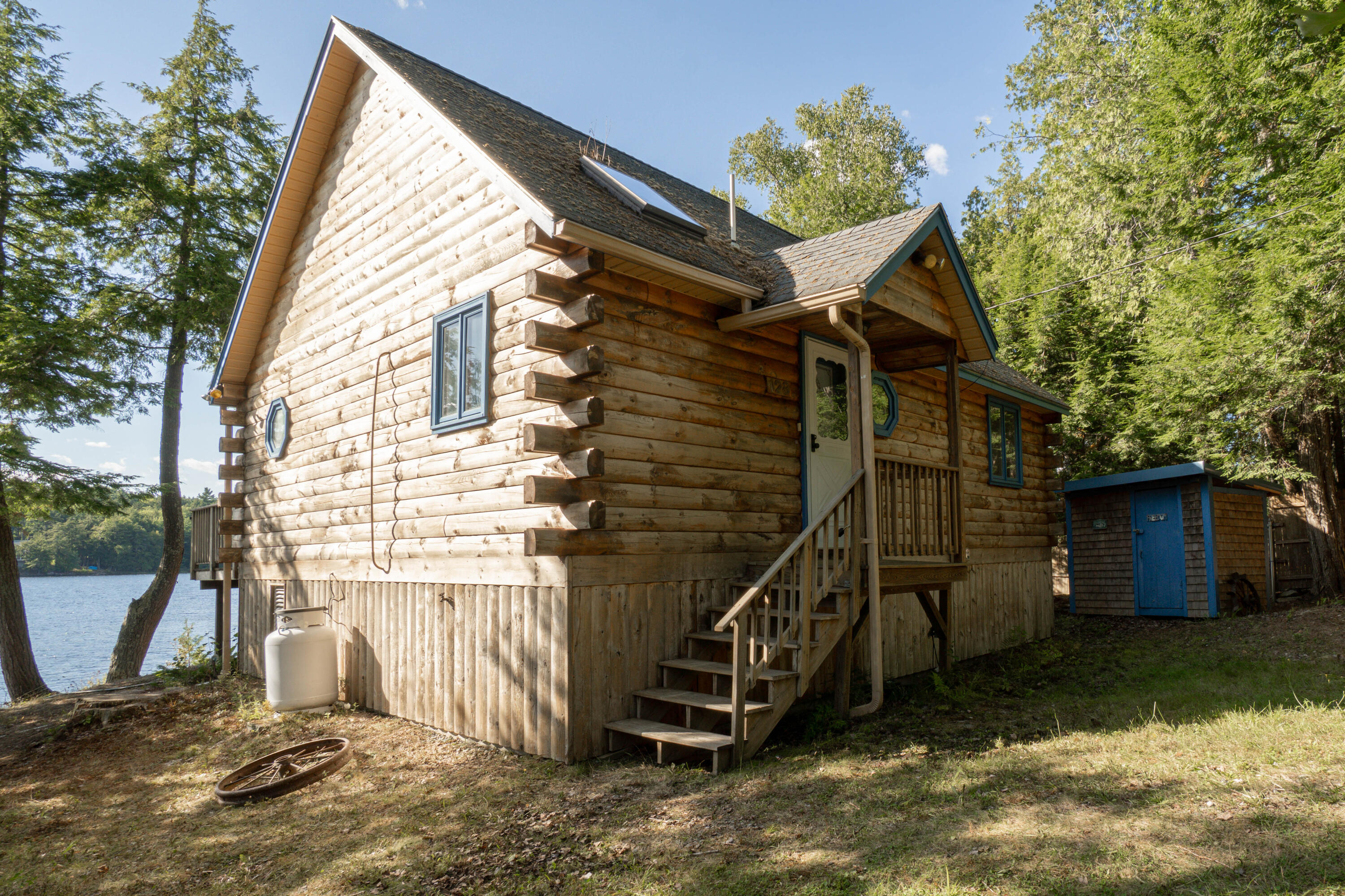 128 Holbrook Road