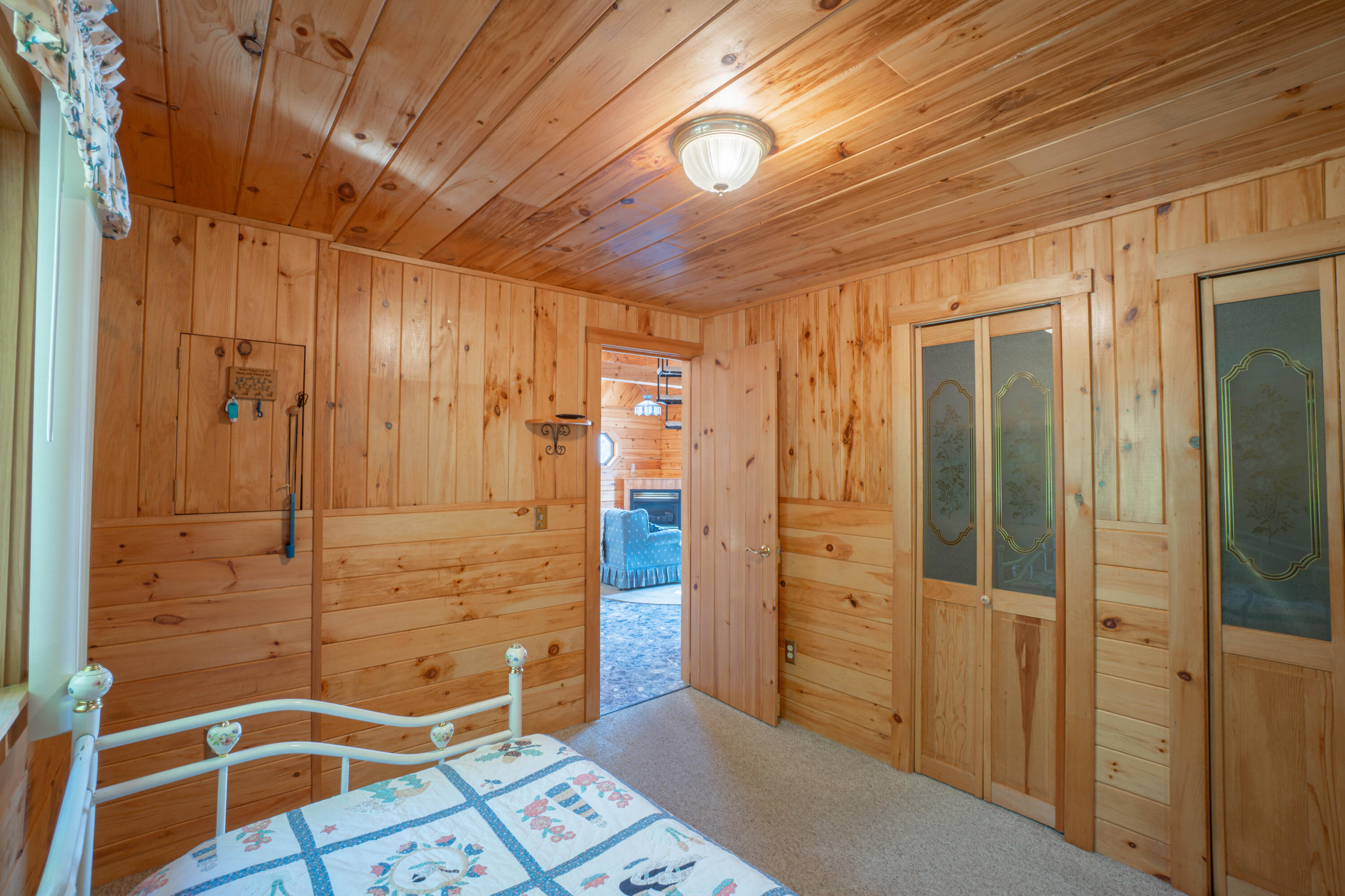 128 Holbrook Road