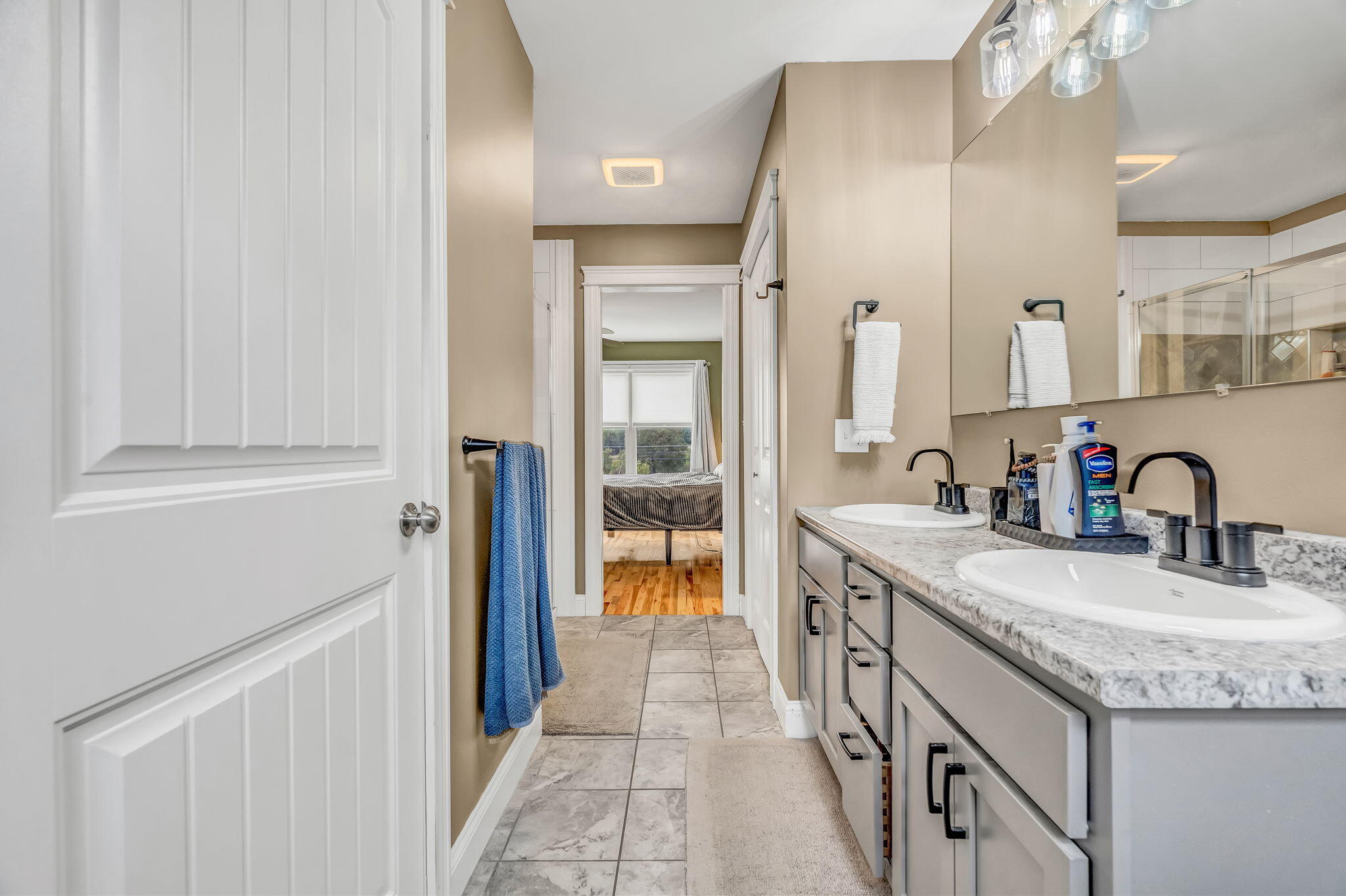 7 Alard Drive