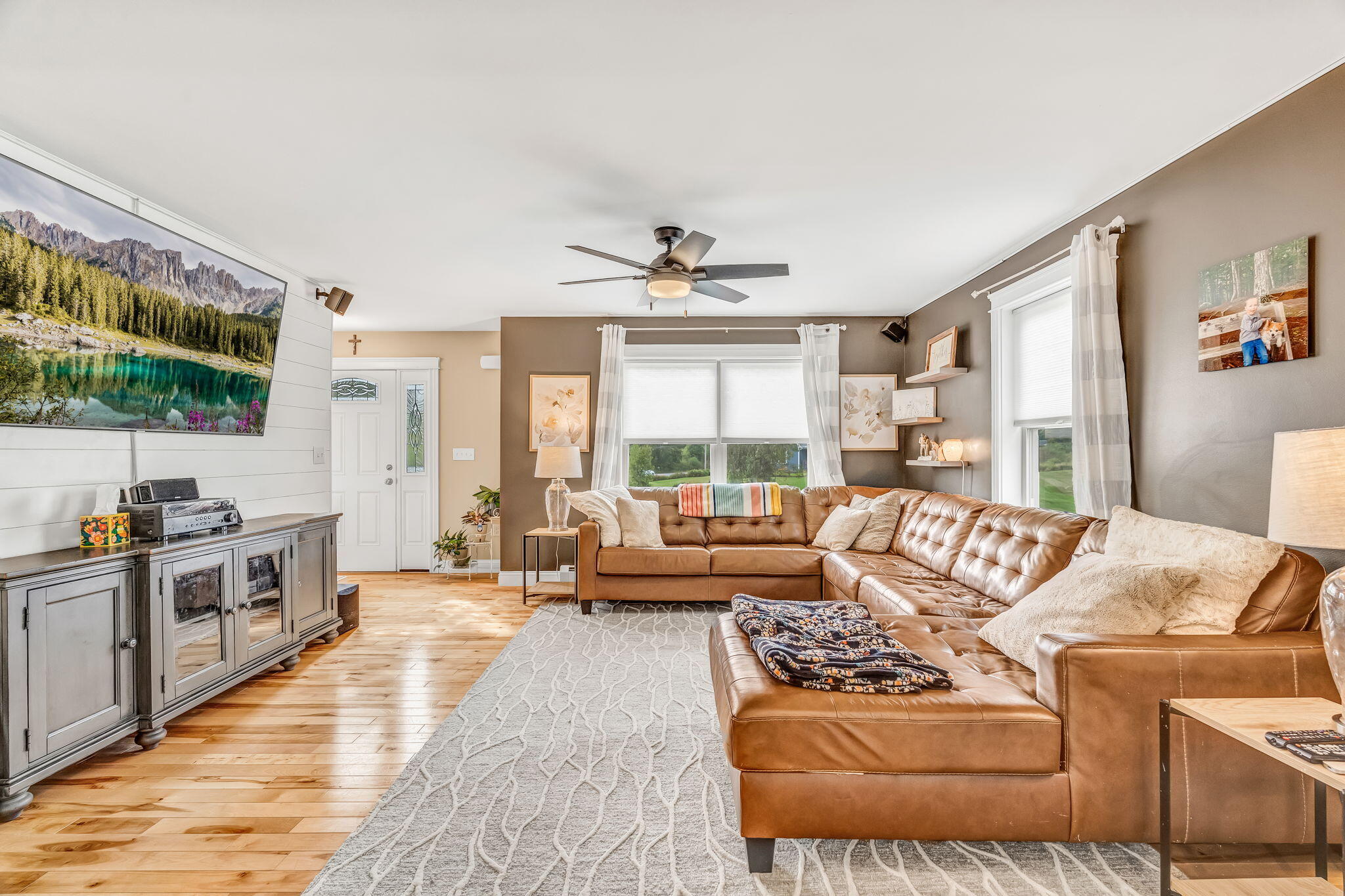 7 Alard Drive