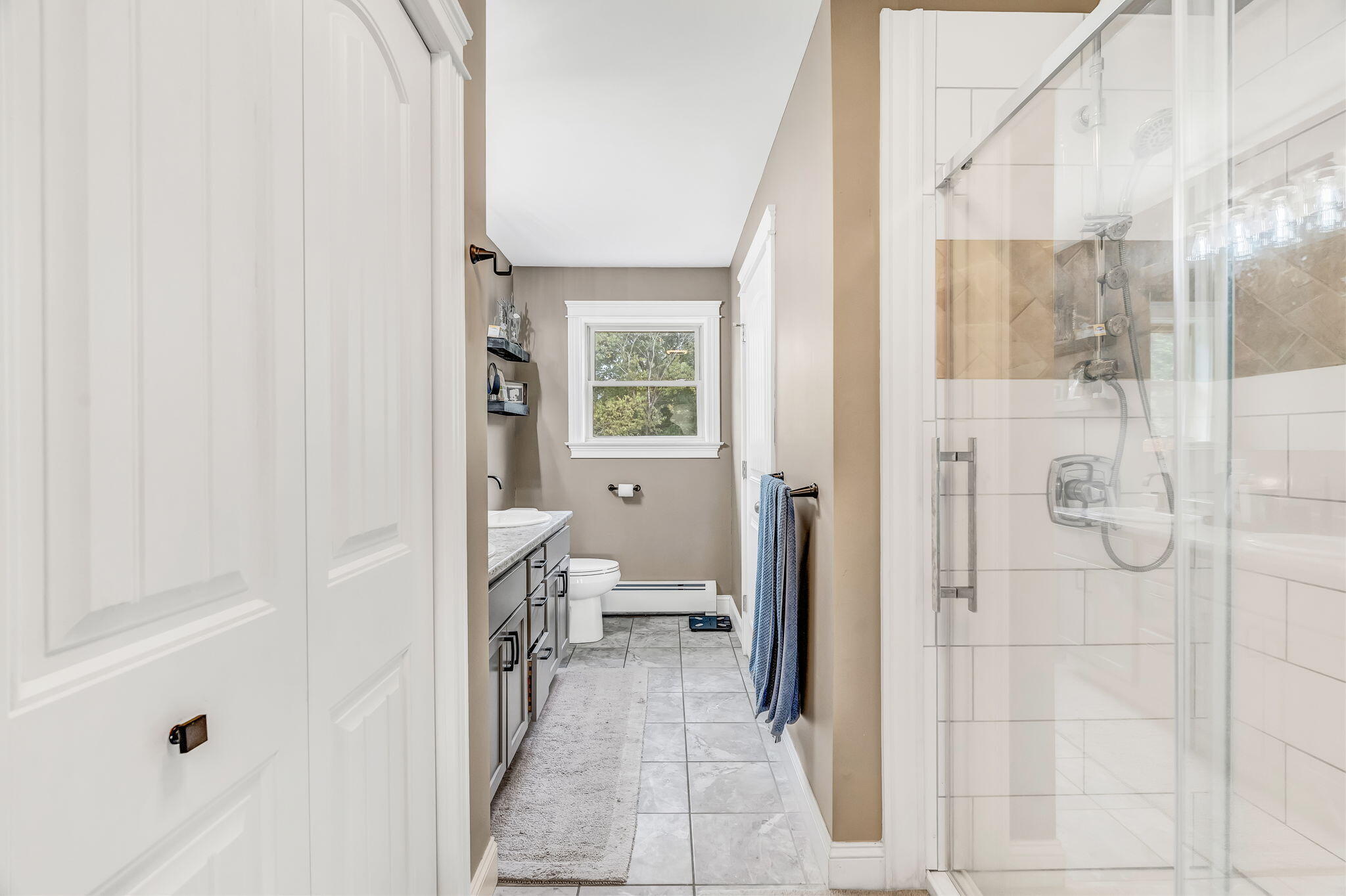 7 Alard Drive