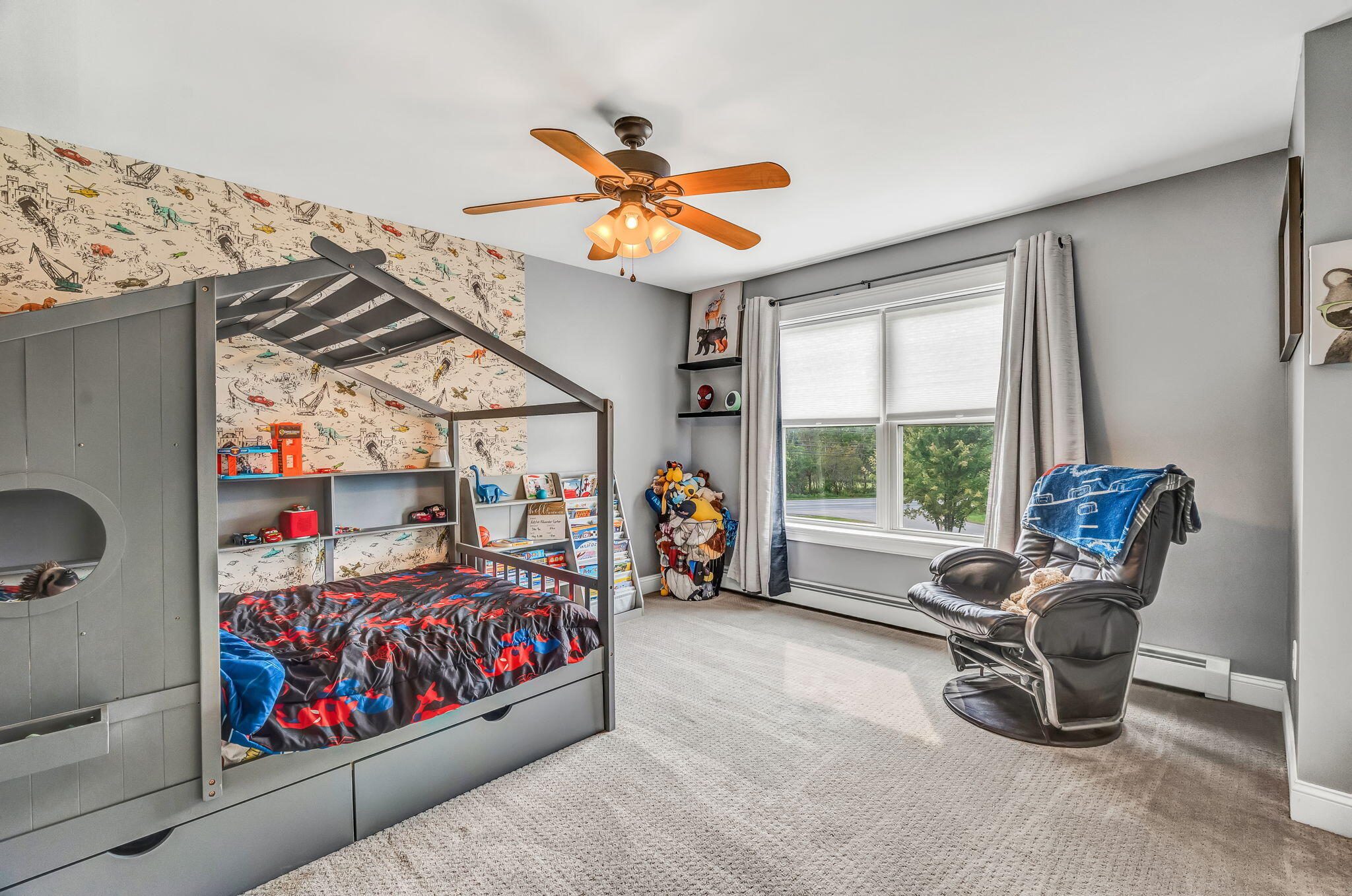 7 Alard Drive
