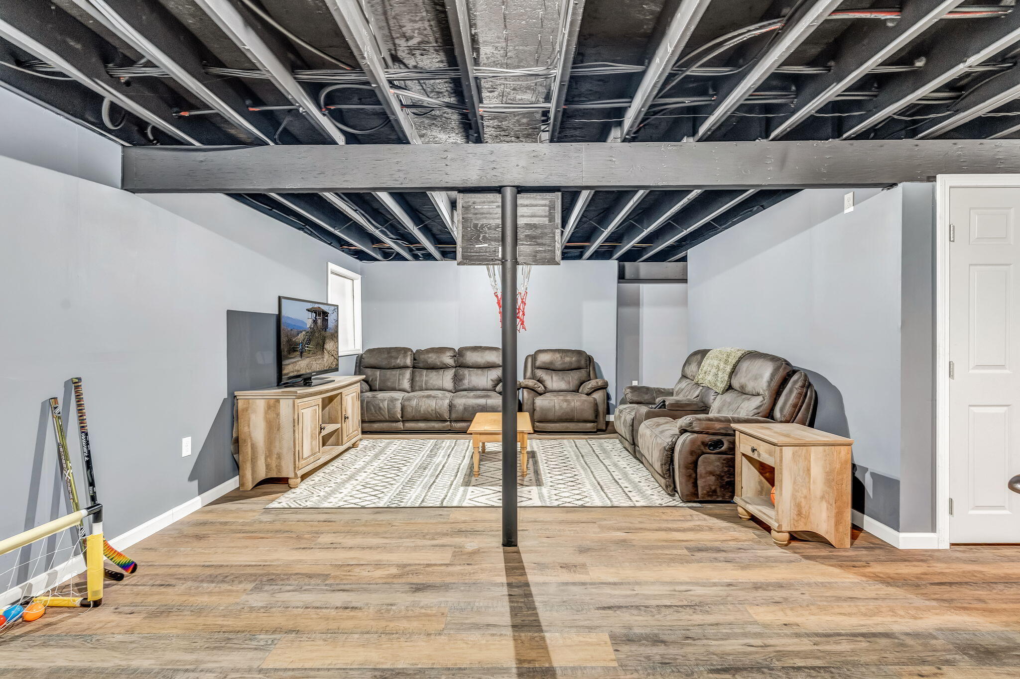 7 Alard Drive