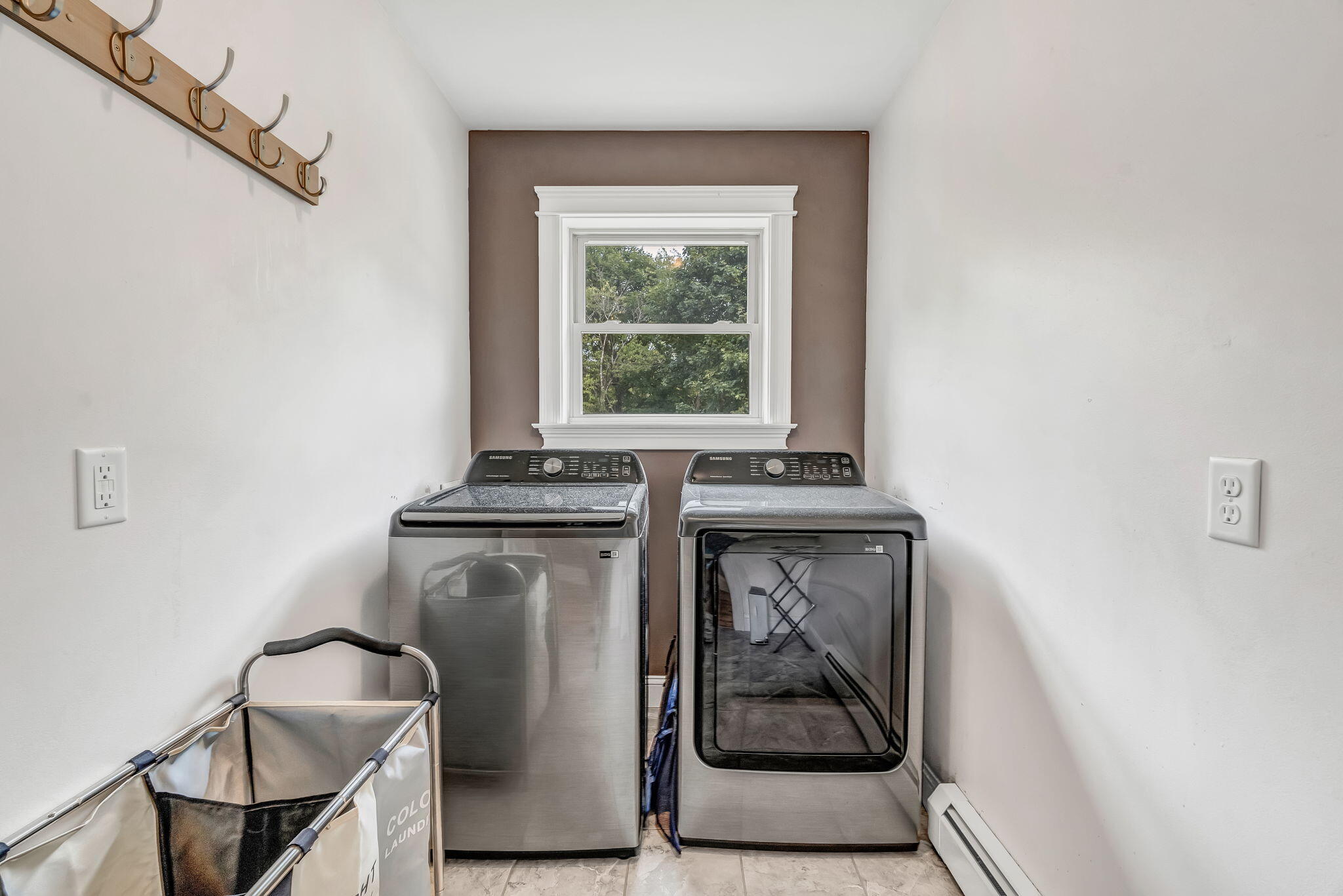 7 Alard Drive