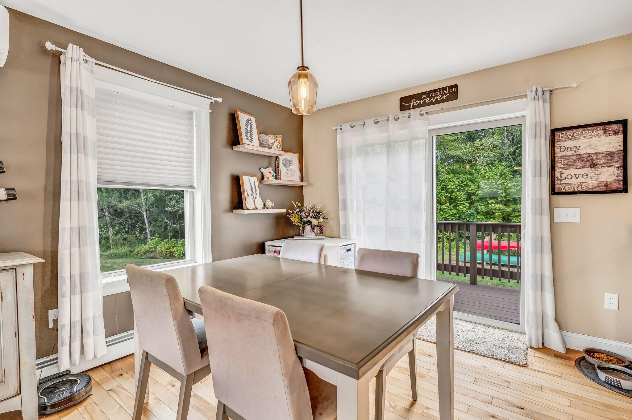 7 Alard Drive