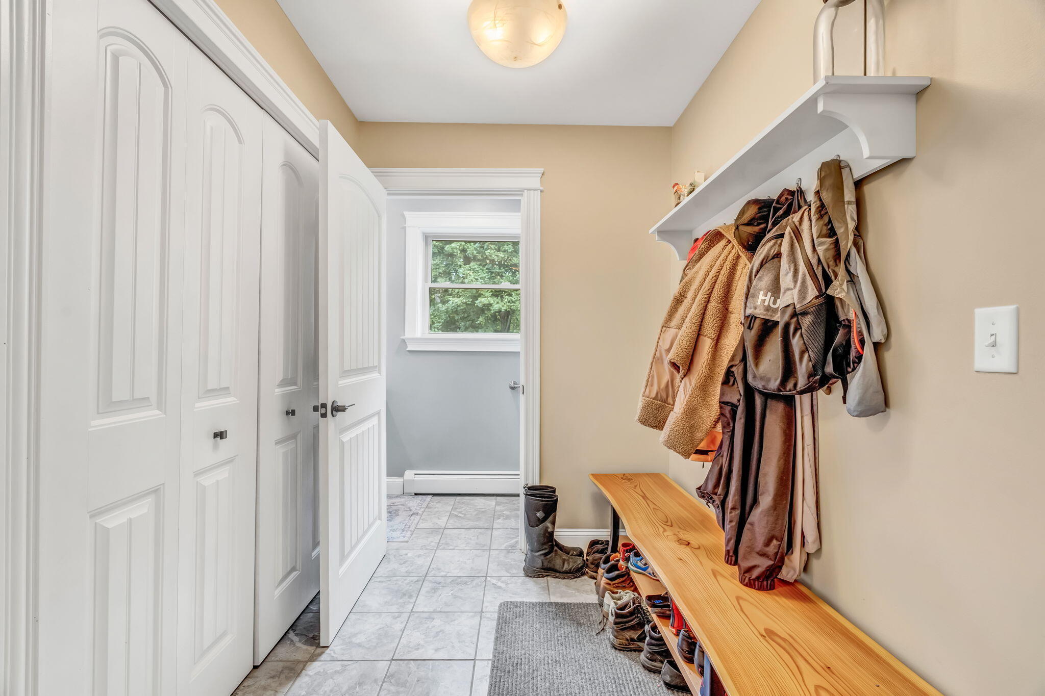 7 Alard Drive