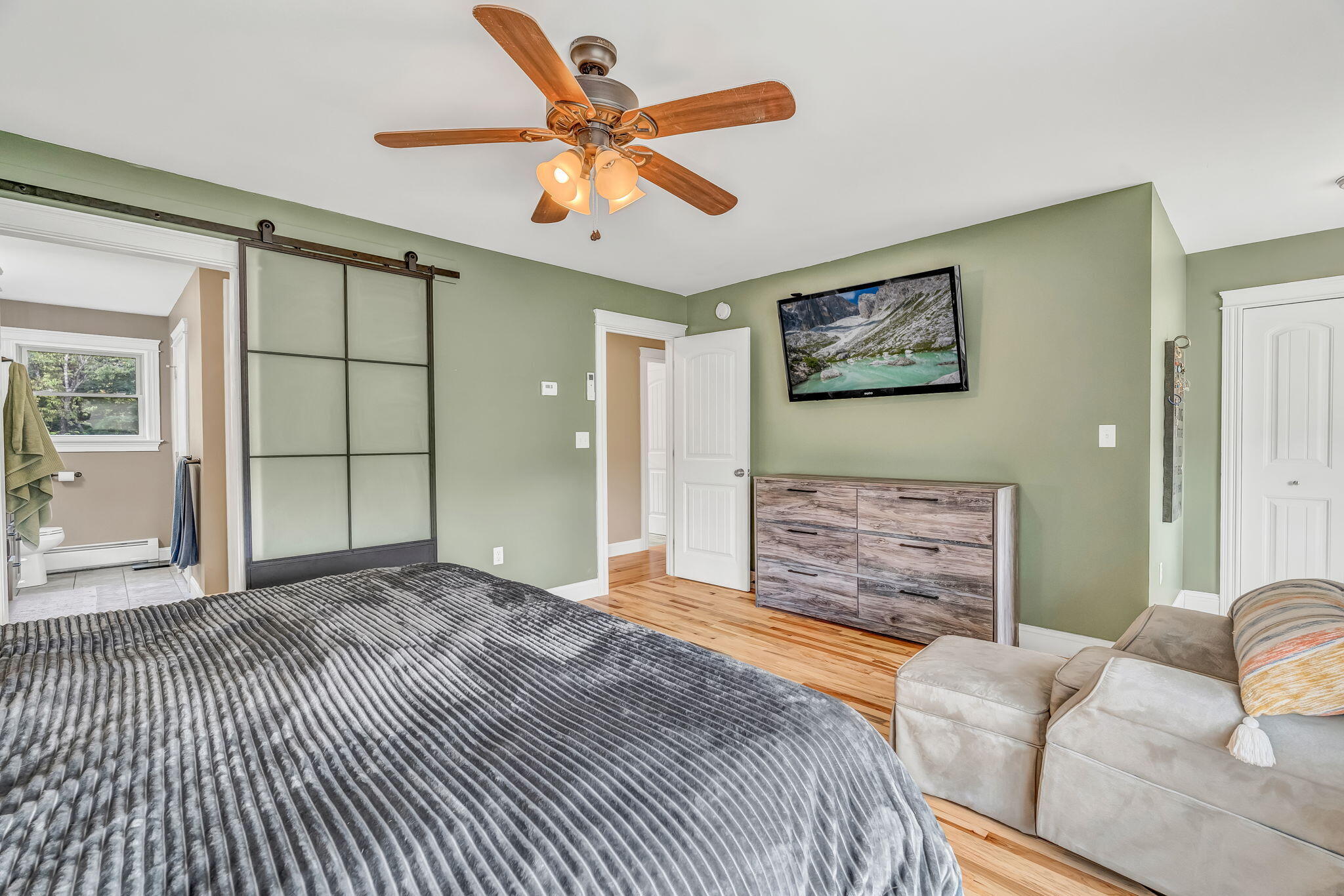 7 Alard Drive