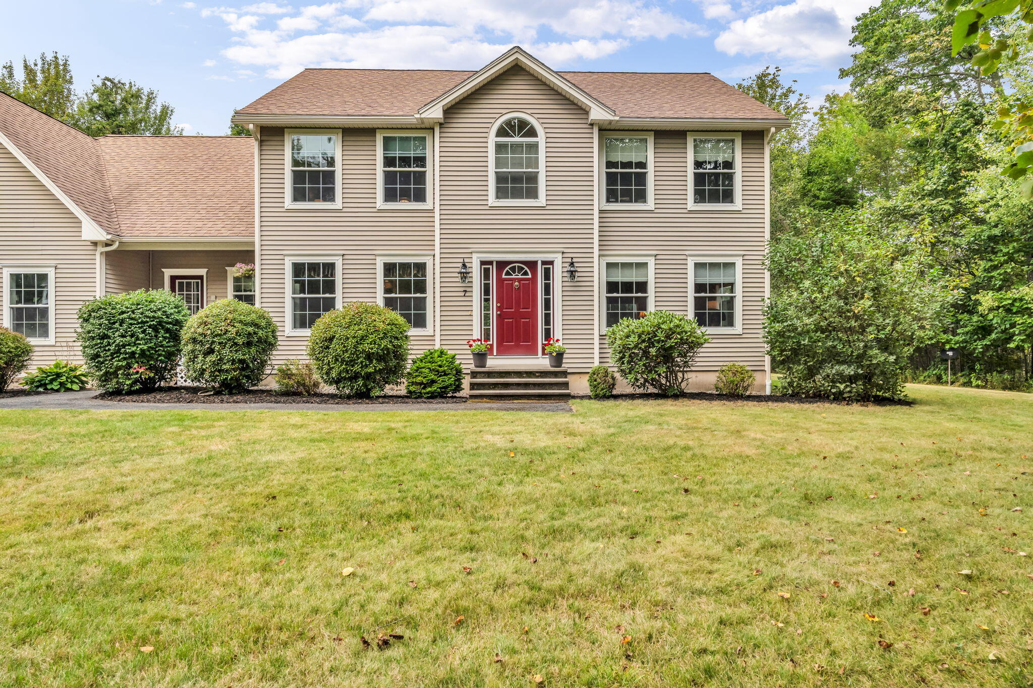7 Beech Ridge Drive