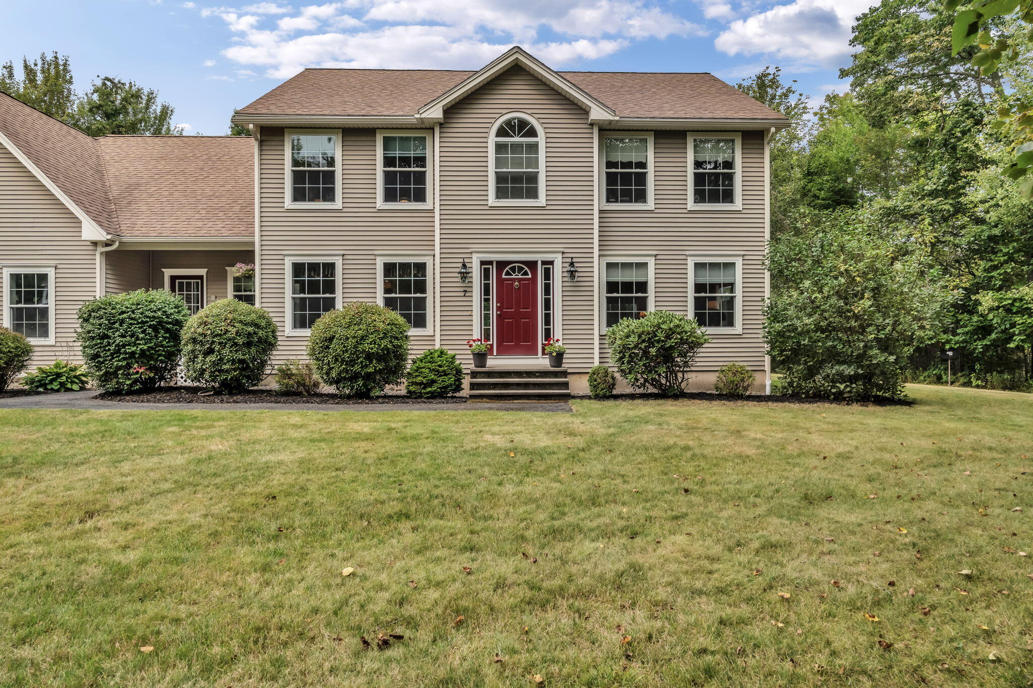 7 Beech Ridge Drive
