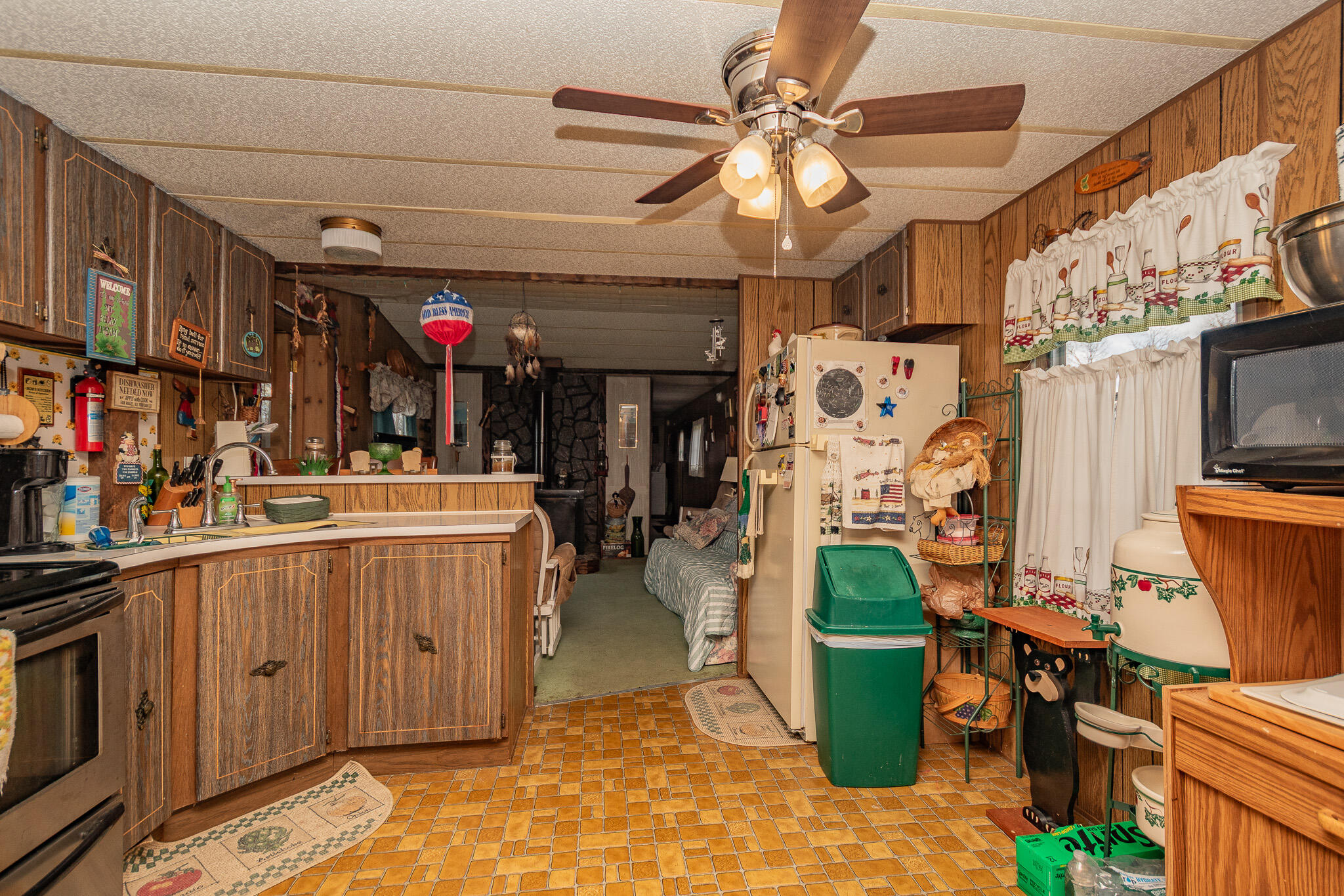 1032 N Dexter Road