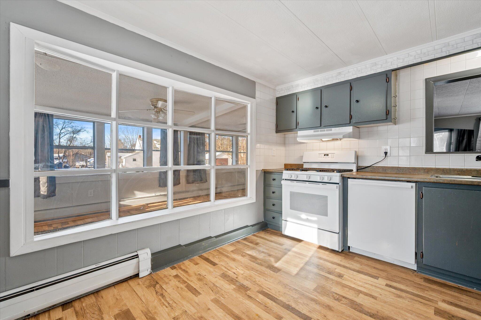 336 Lakeview Road