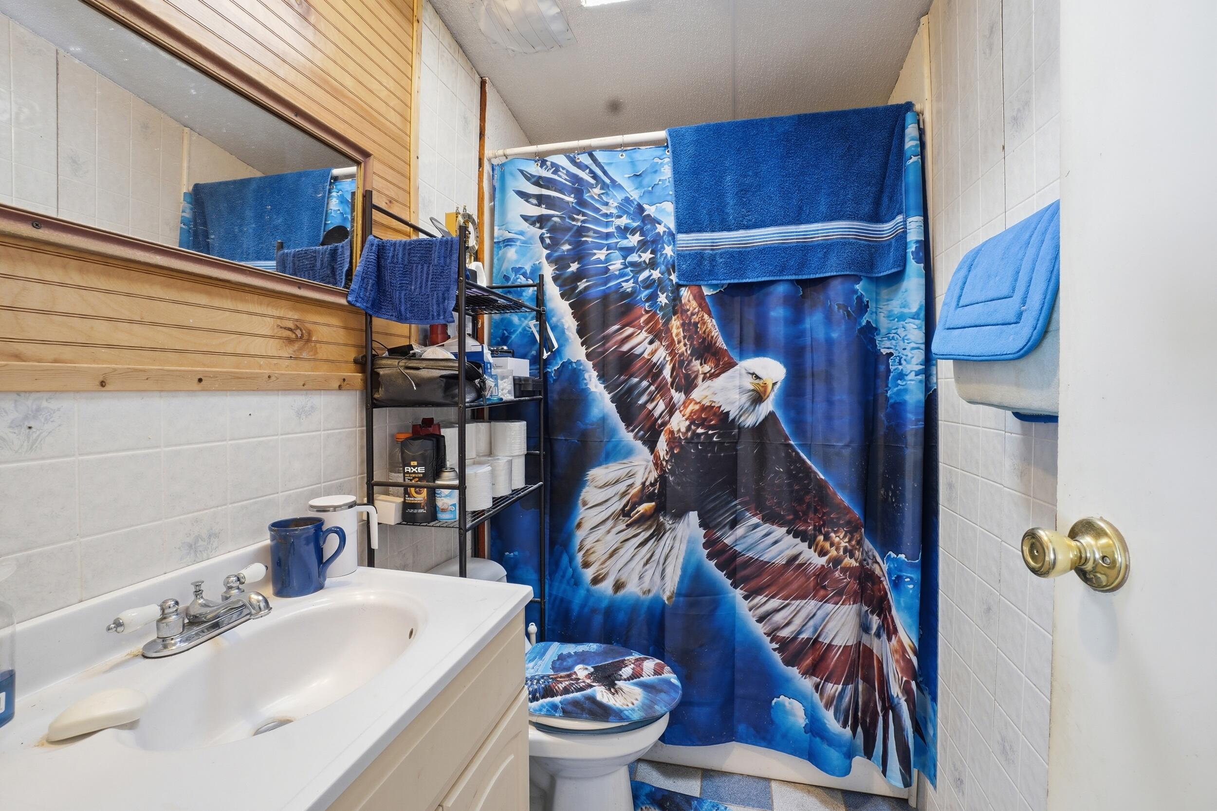 39 and 5 Chick Hill Road