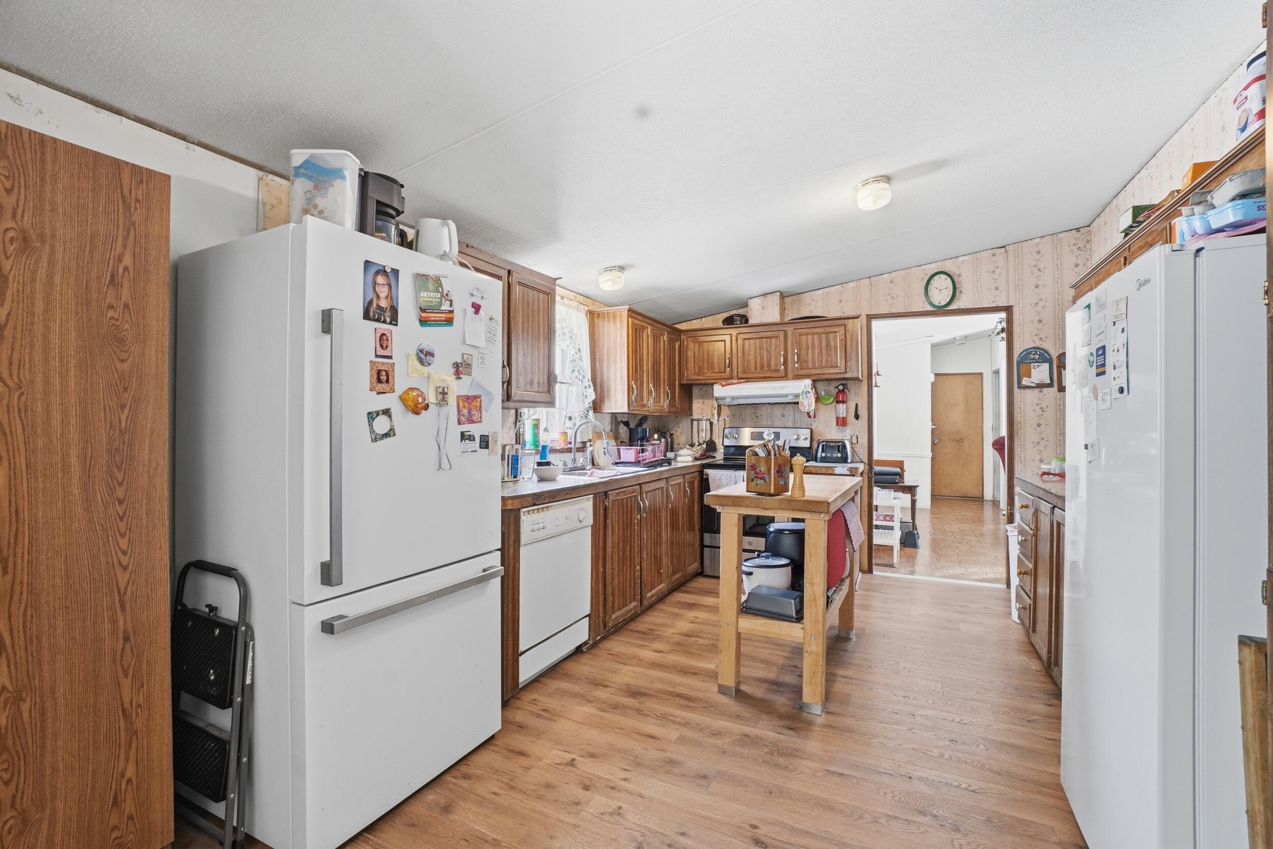 39 and 5 Chick Hill Road