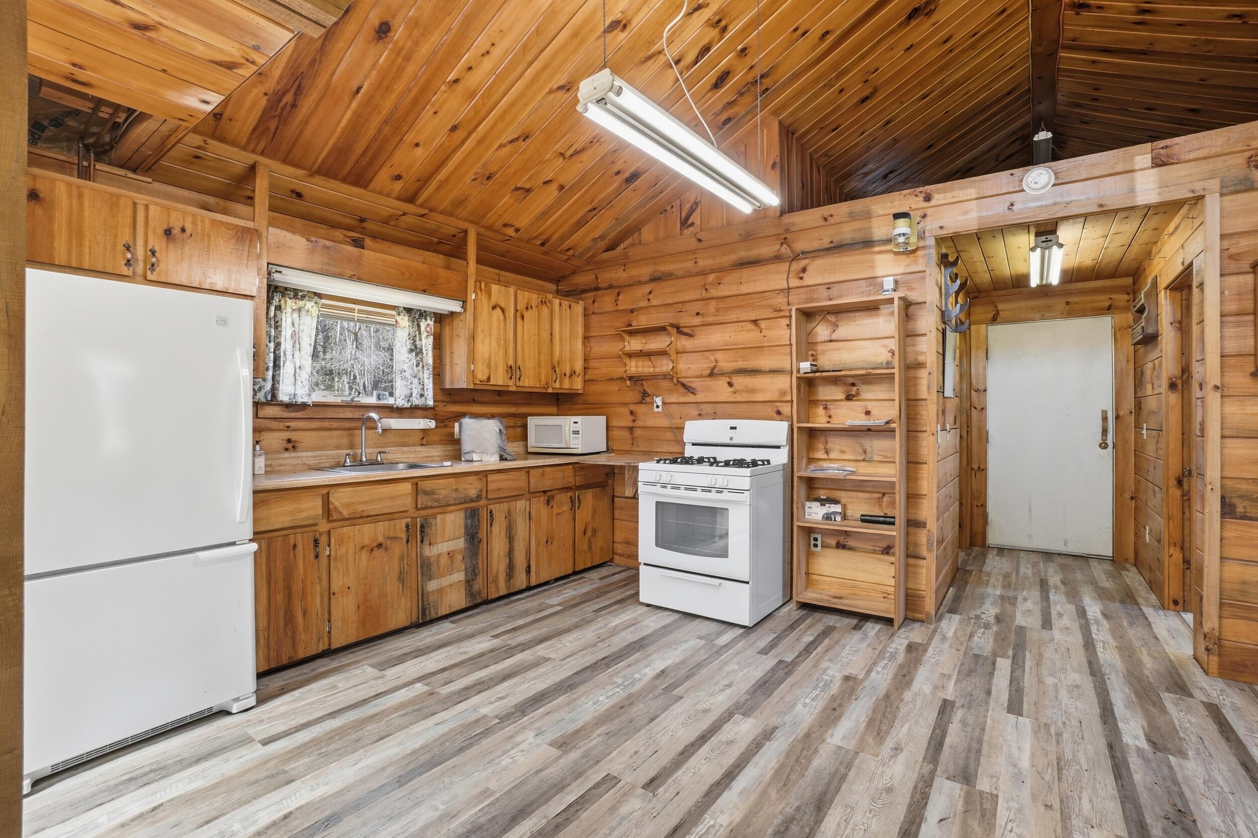 1903 Bancroft Road
