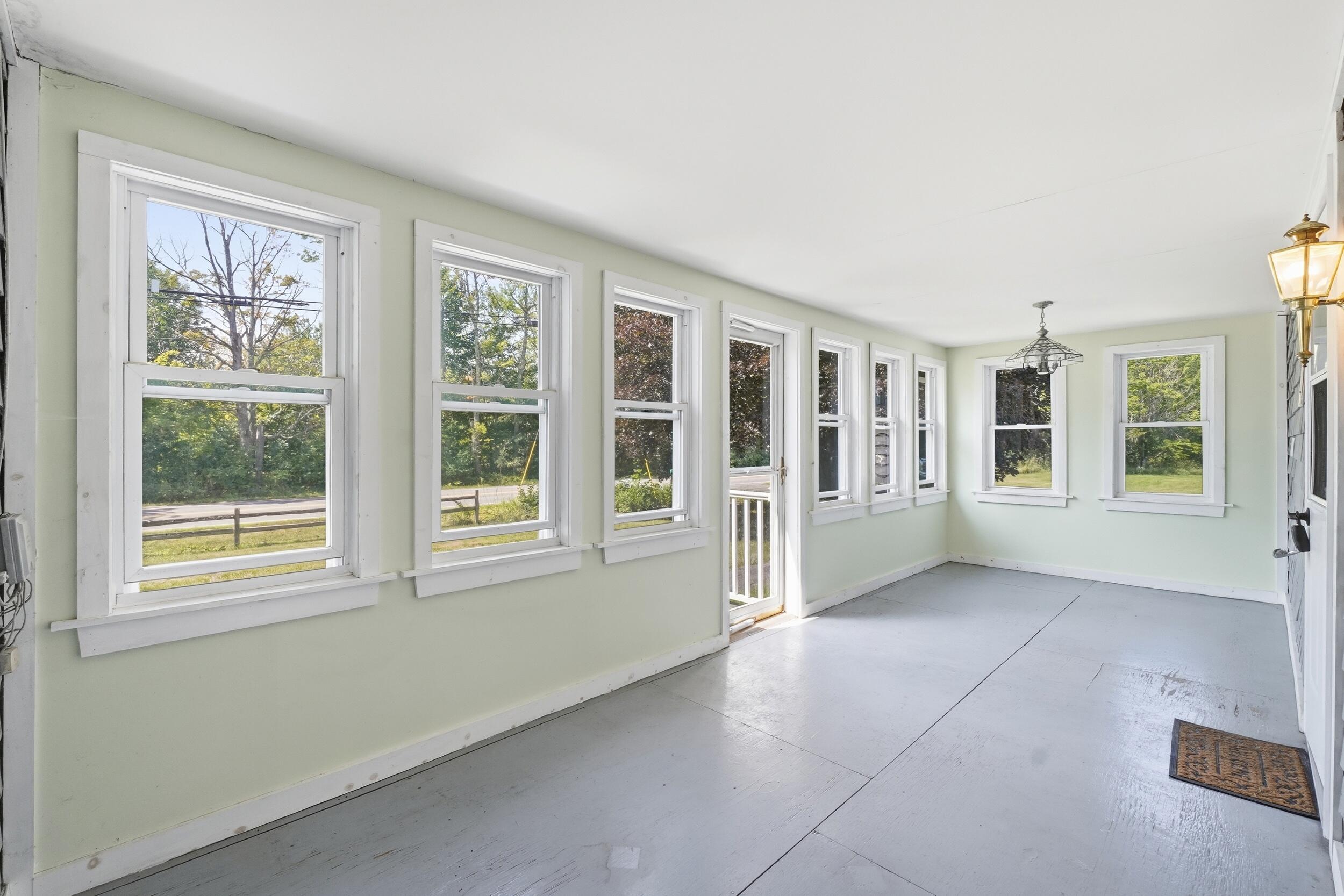 3935 Union Street