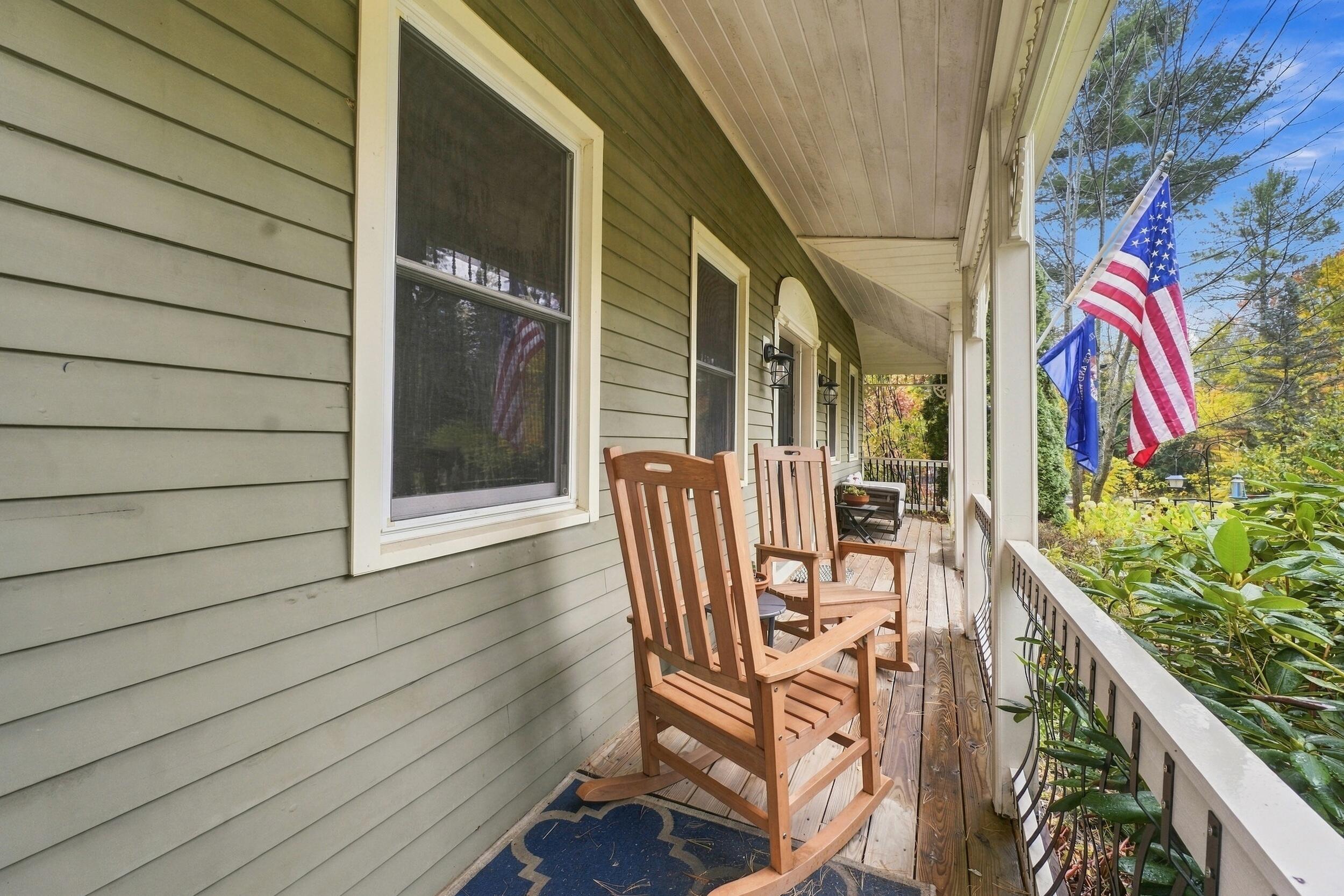12 Deer Hill Lane