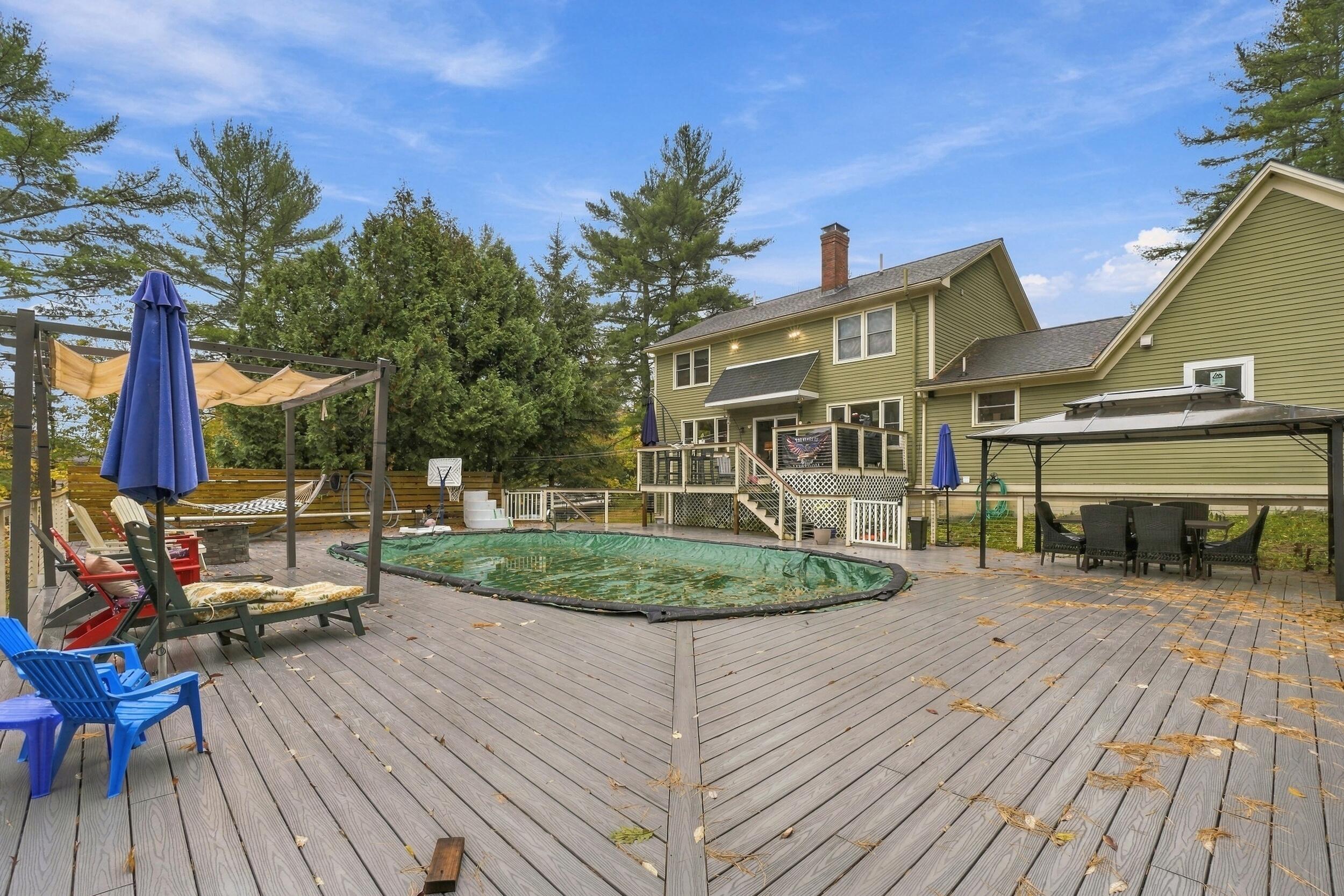 12 Deer Hill Lane